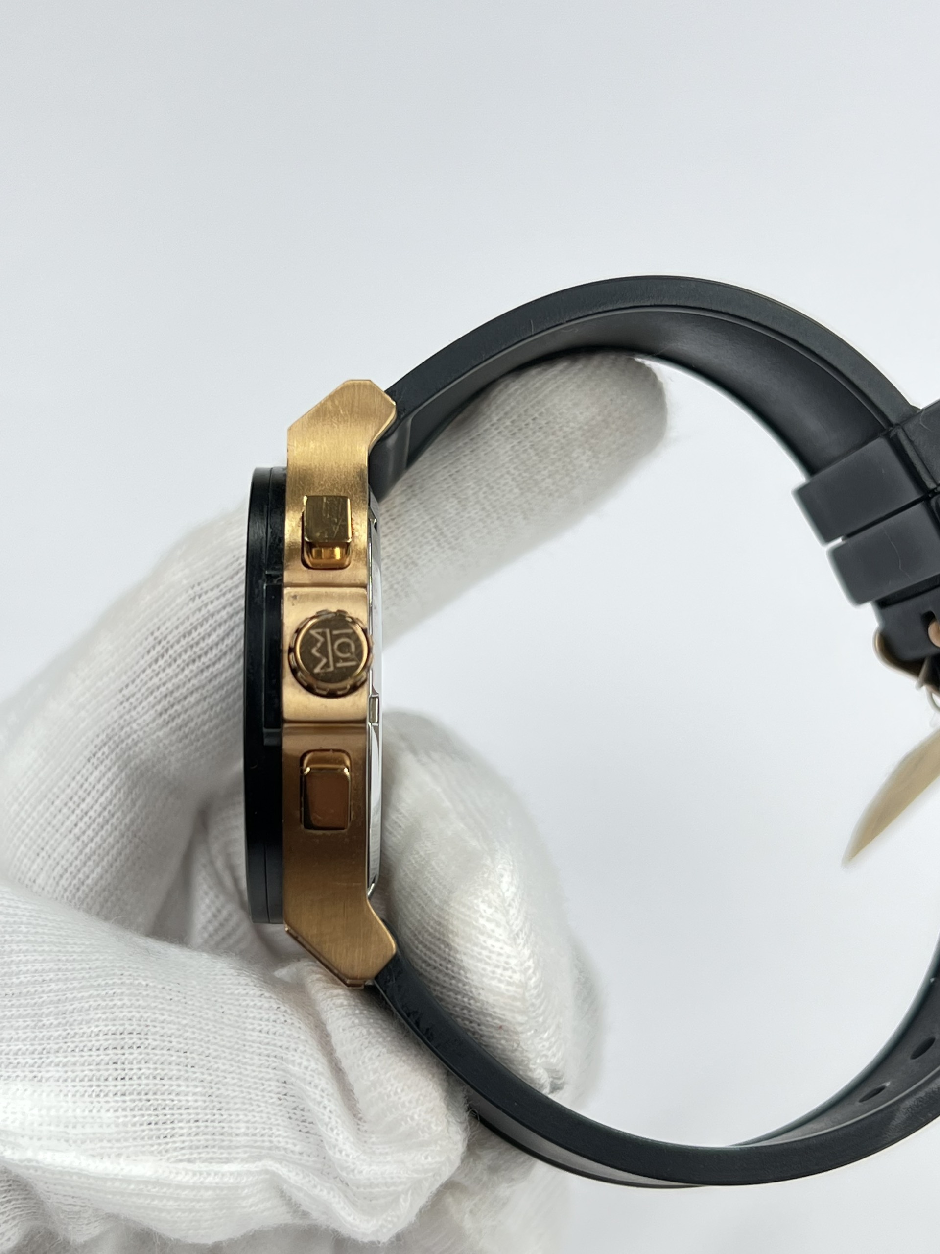 33-23d9afb6-caaf-4ebb-9684-fb240da2653c