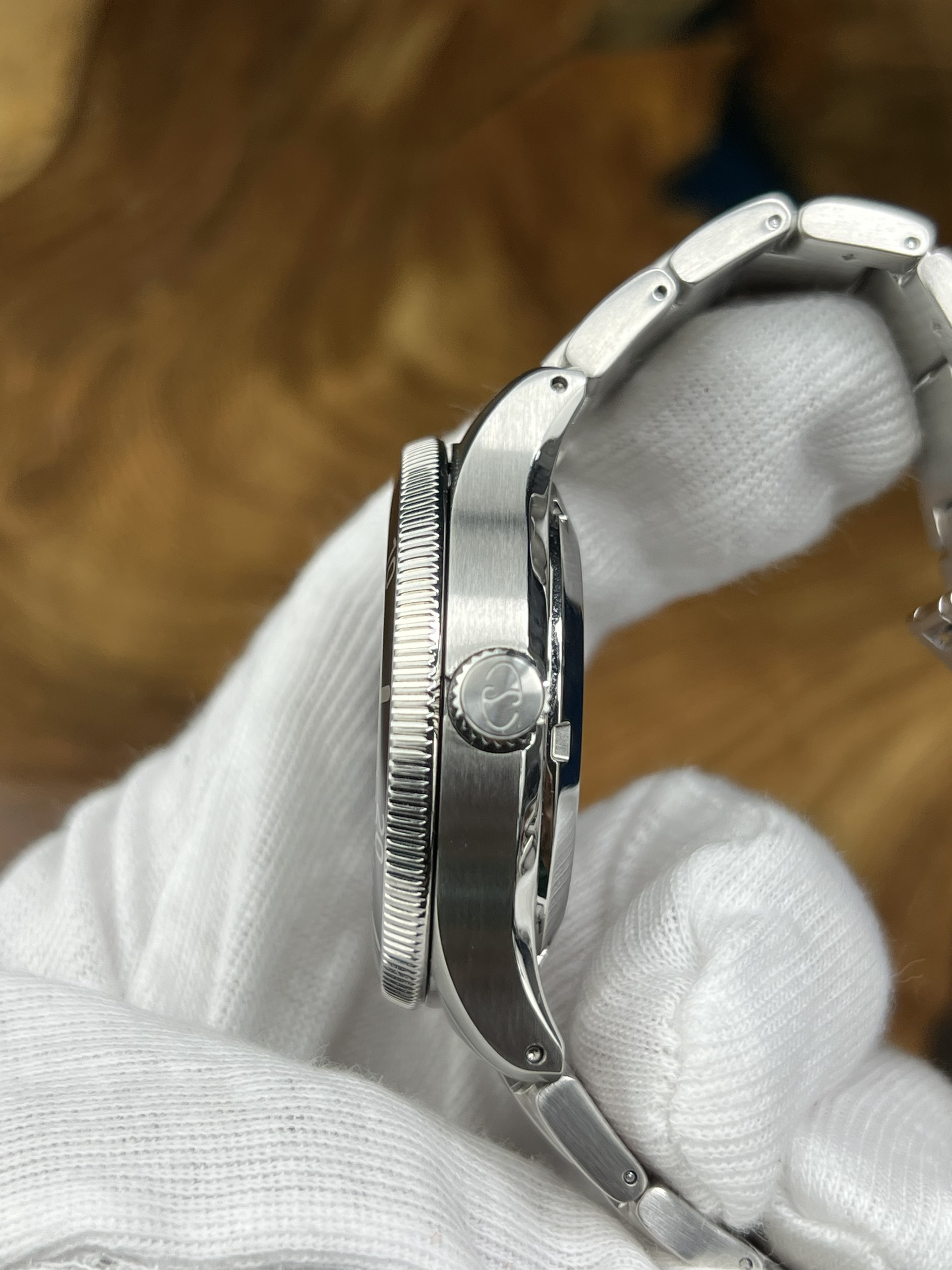 33-2784ea43-4882-49f5-b712-0b67817f8184