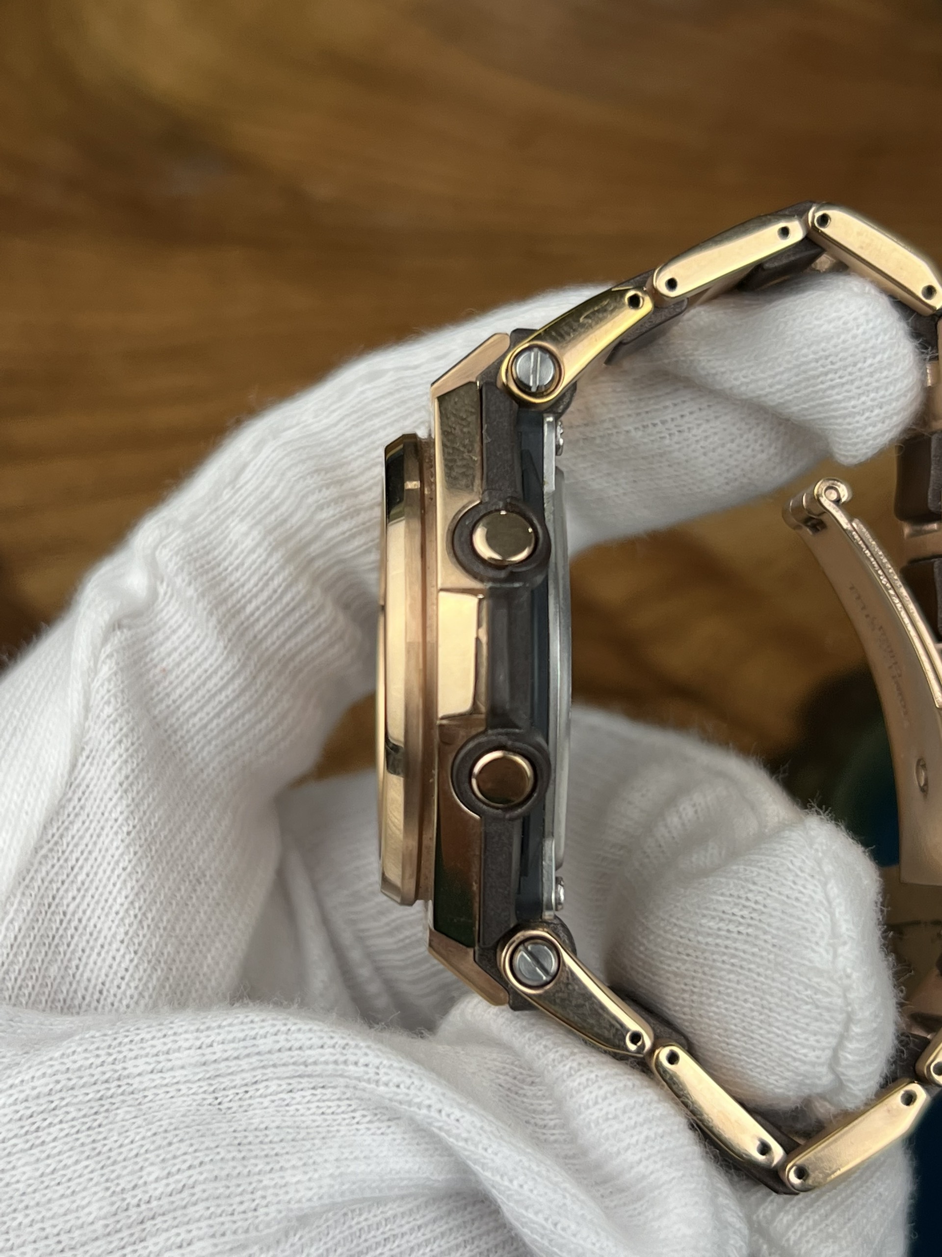 33-44fb2a8d-c835-4705-93f9-07773ca481a3