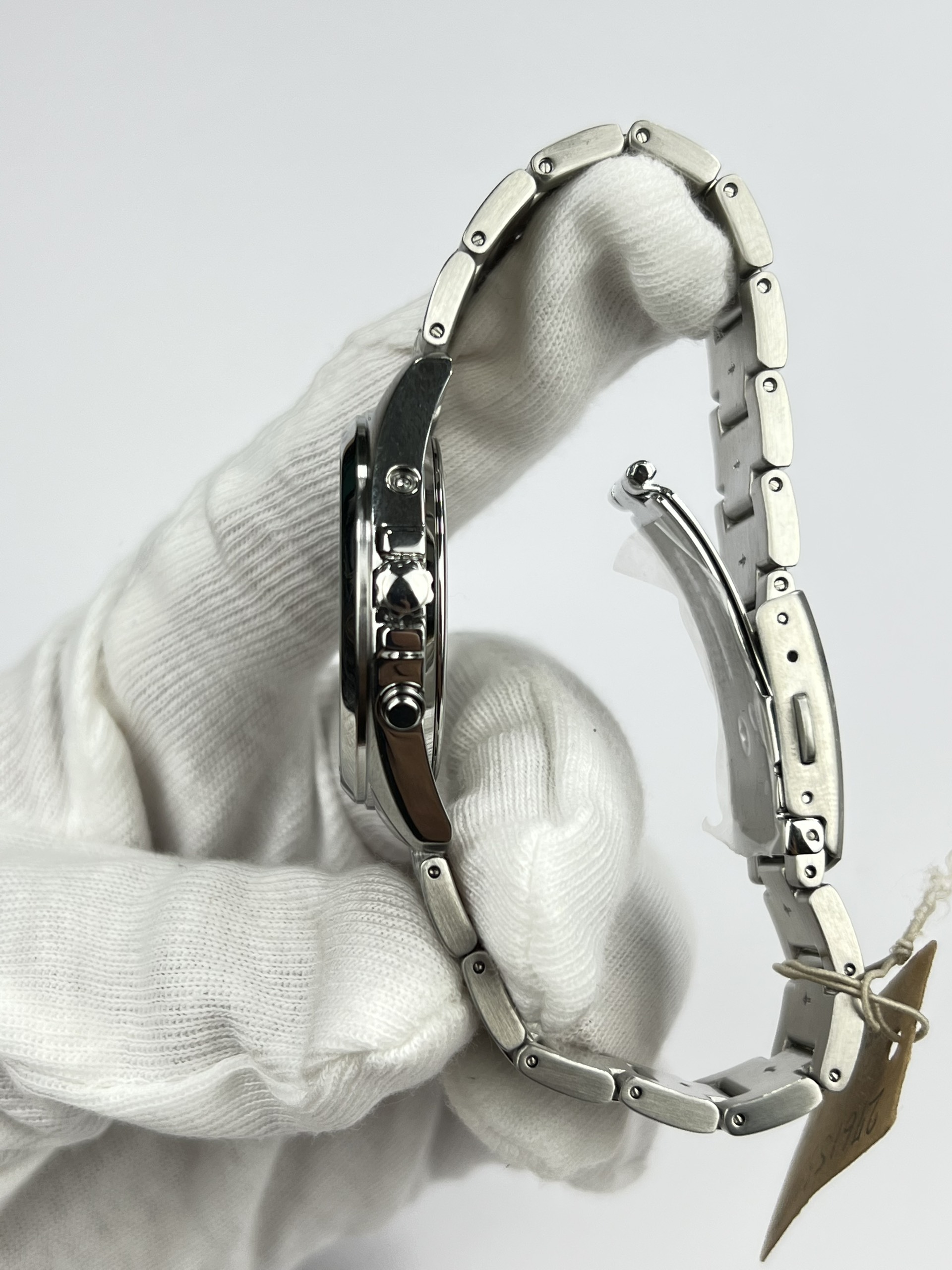 33-561ffc47-01c1-499f-a71c-38ffa5b25ac3