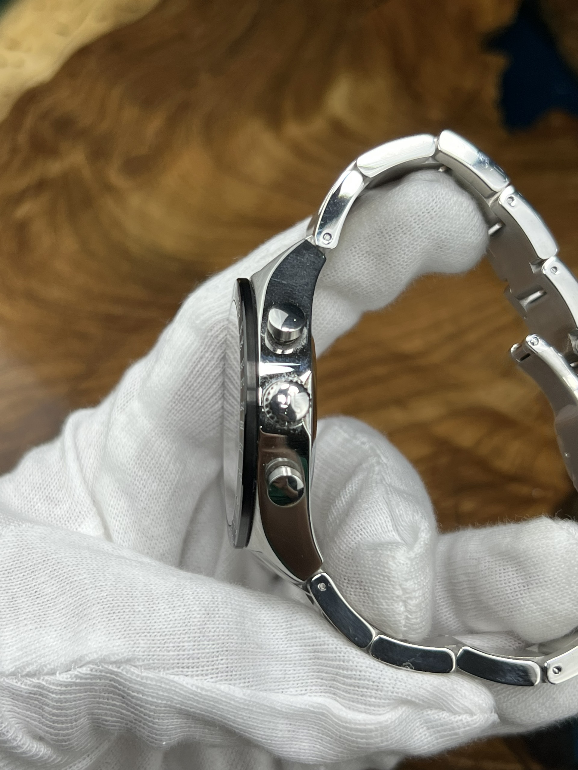 33-665df8ac-61c4-4737-8b63-6c70bd7ec25c