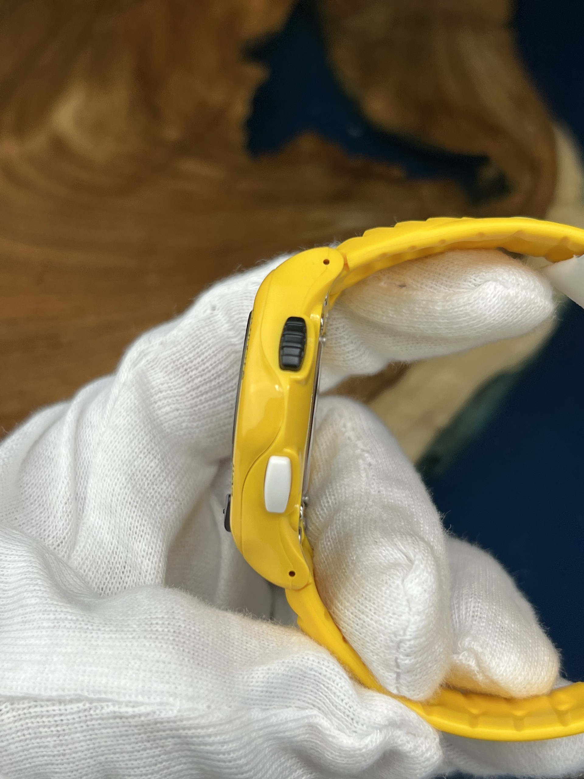 33-71bac621-43f3-4ac9-8e7c-9f20068b7aeb