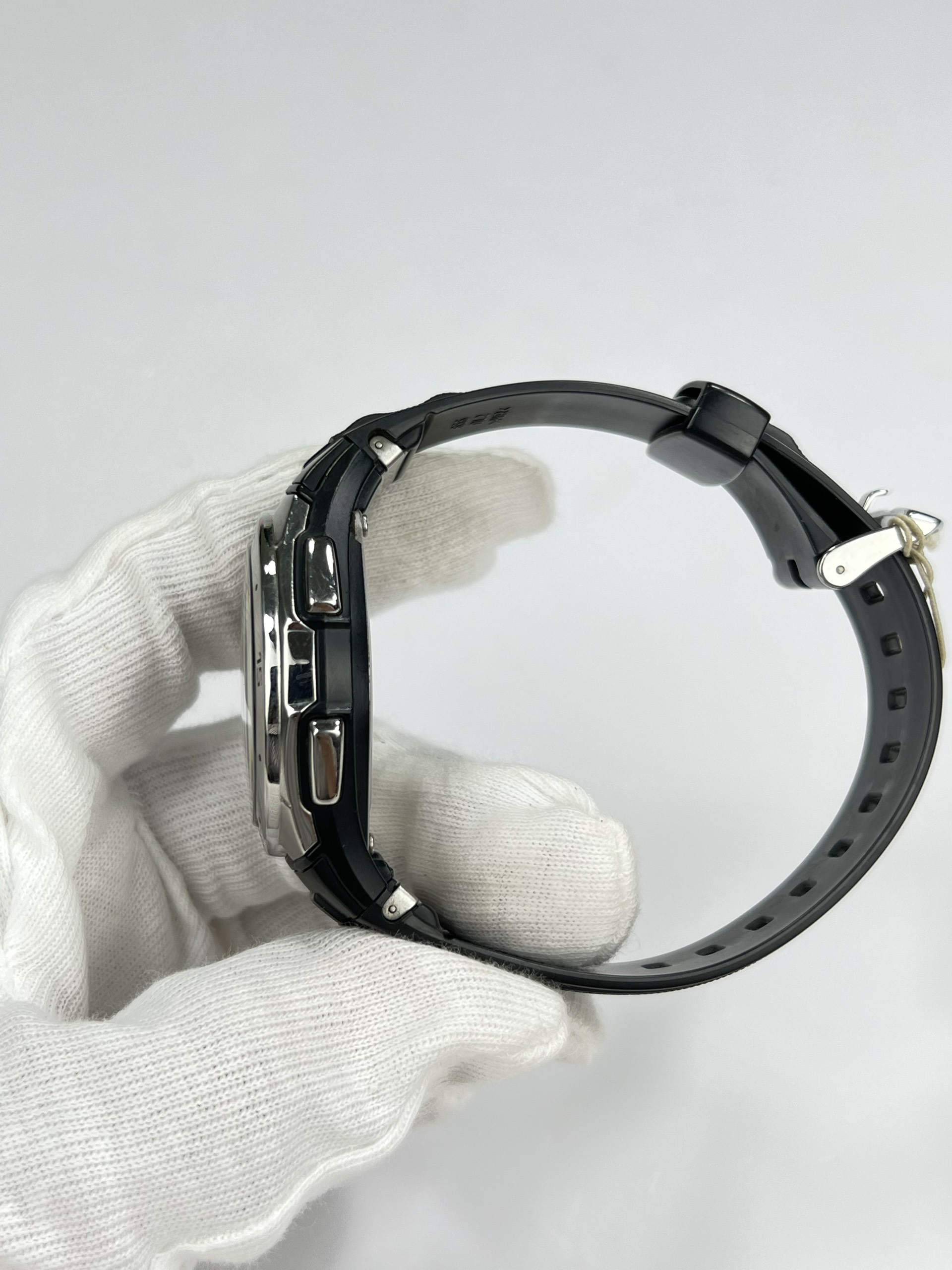 33-a1f3617a-809f-4e49-812e-1da7e6e98841