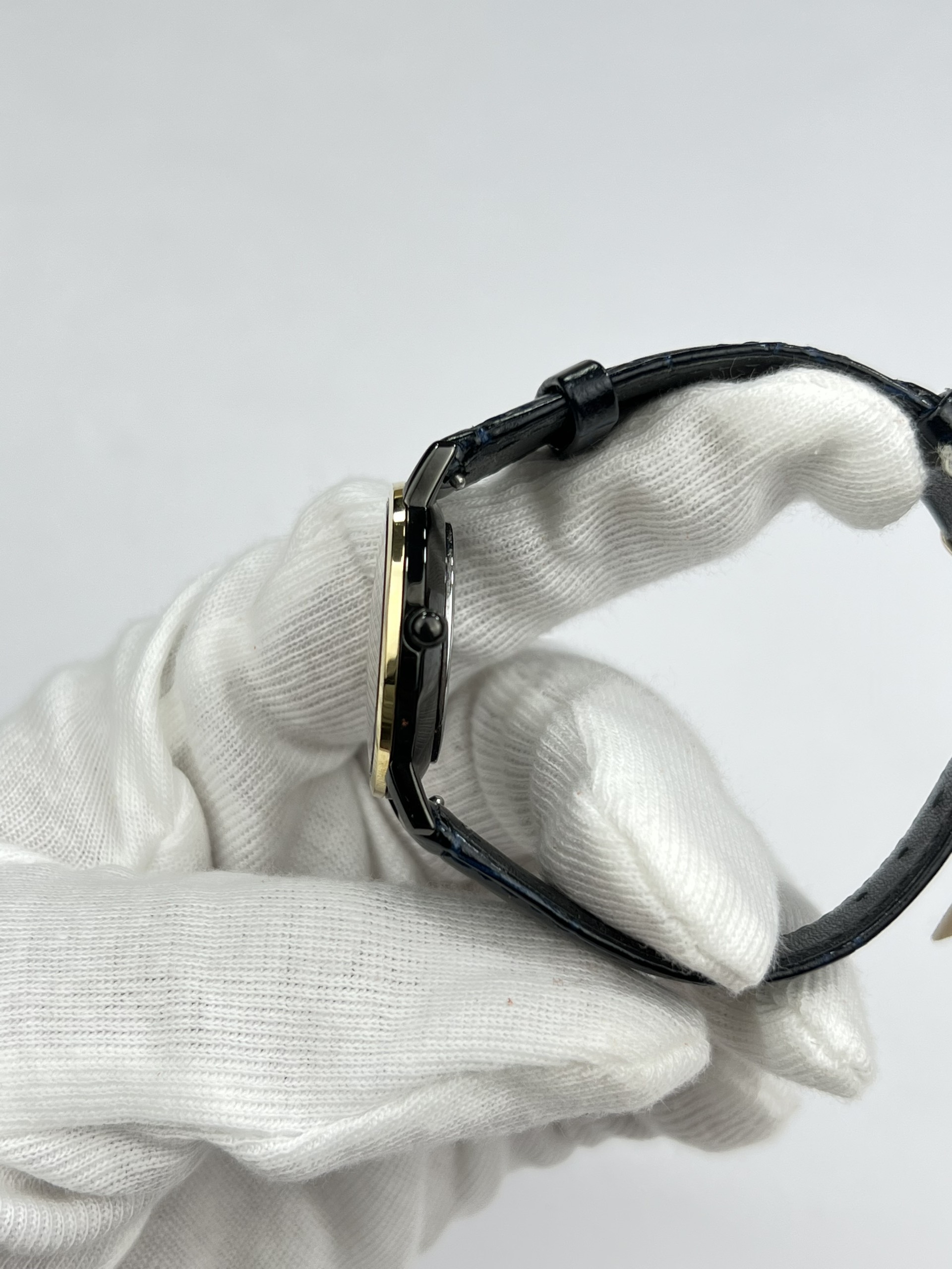 33-b8f7162b-1aa2-4394-9d42-c6d40a2de7fb