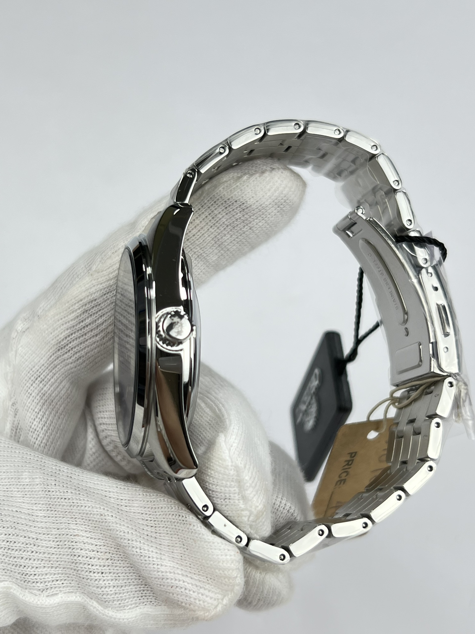 33-c11aaea4-c160-4a36-8ced-d20c1ce74406