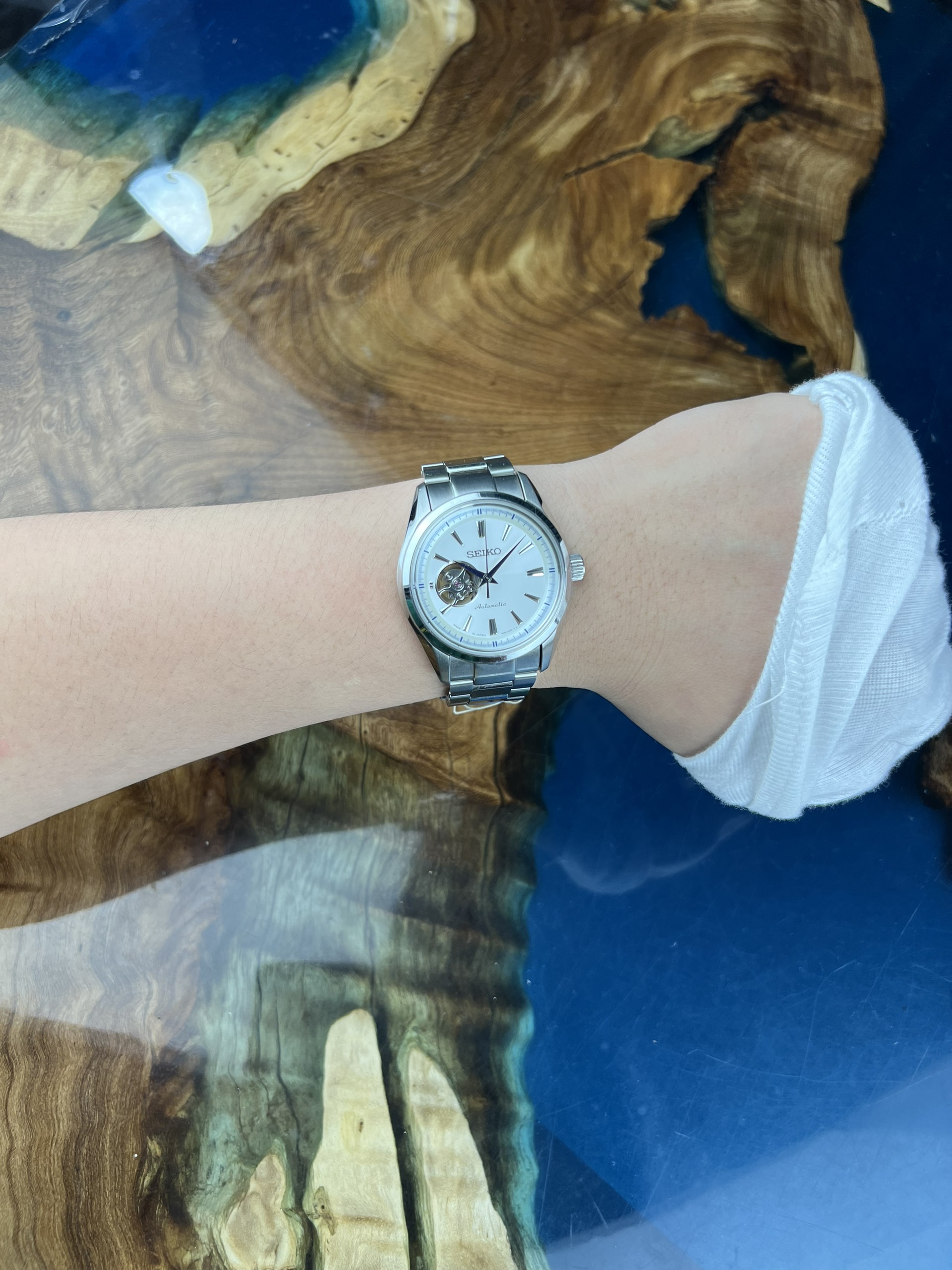 33-df589dd5-ae78-4bdd-a8fe-4ca9536533f0