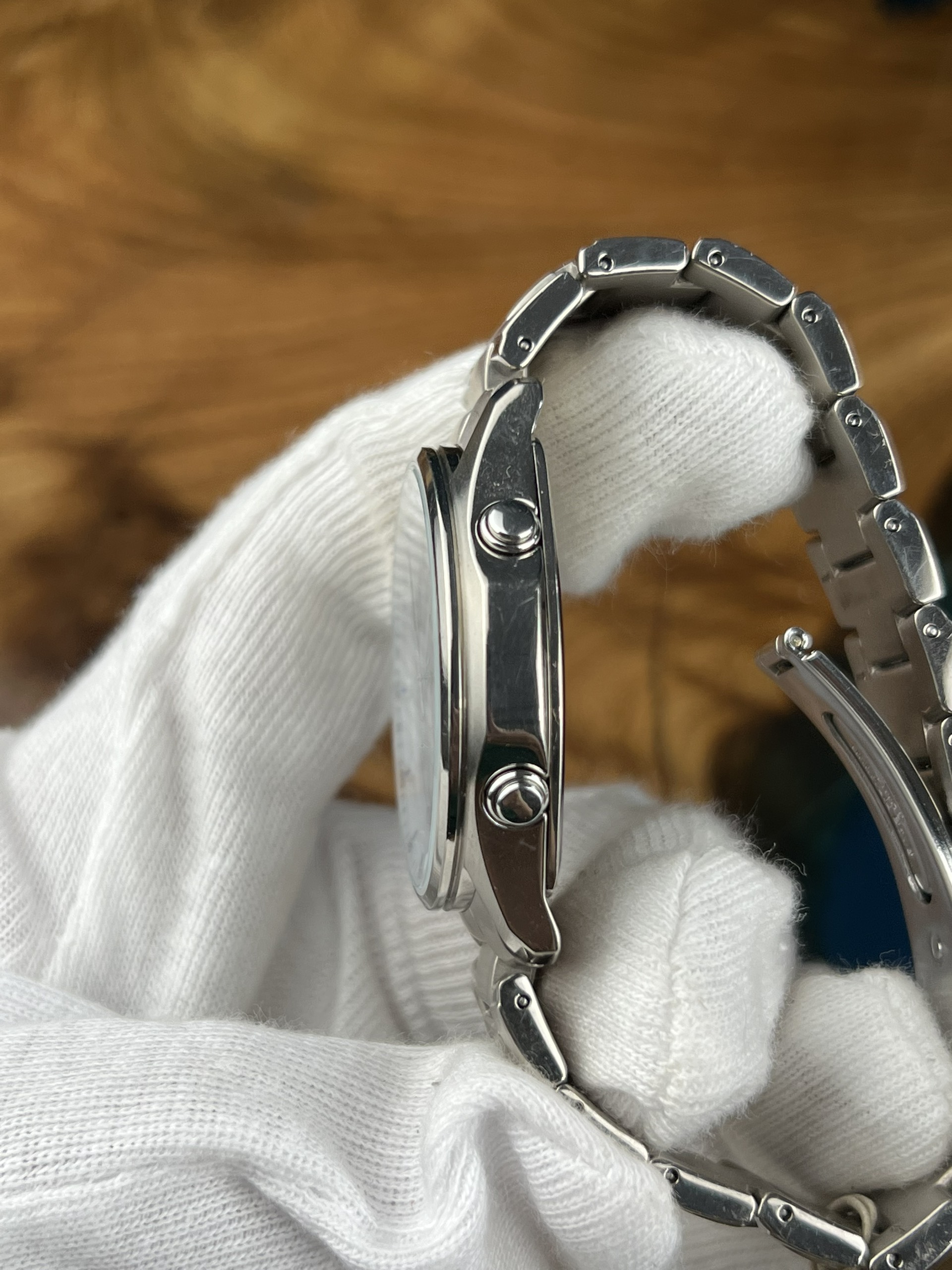 33-e7d37588-80dc-4d83-ae0a-663e17916a4f-d6f690c2-afdc-483e-ae6c-f9374e4f2ef7