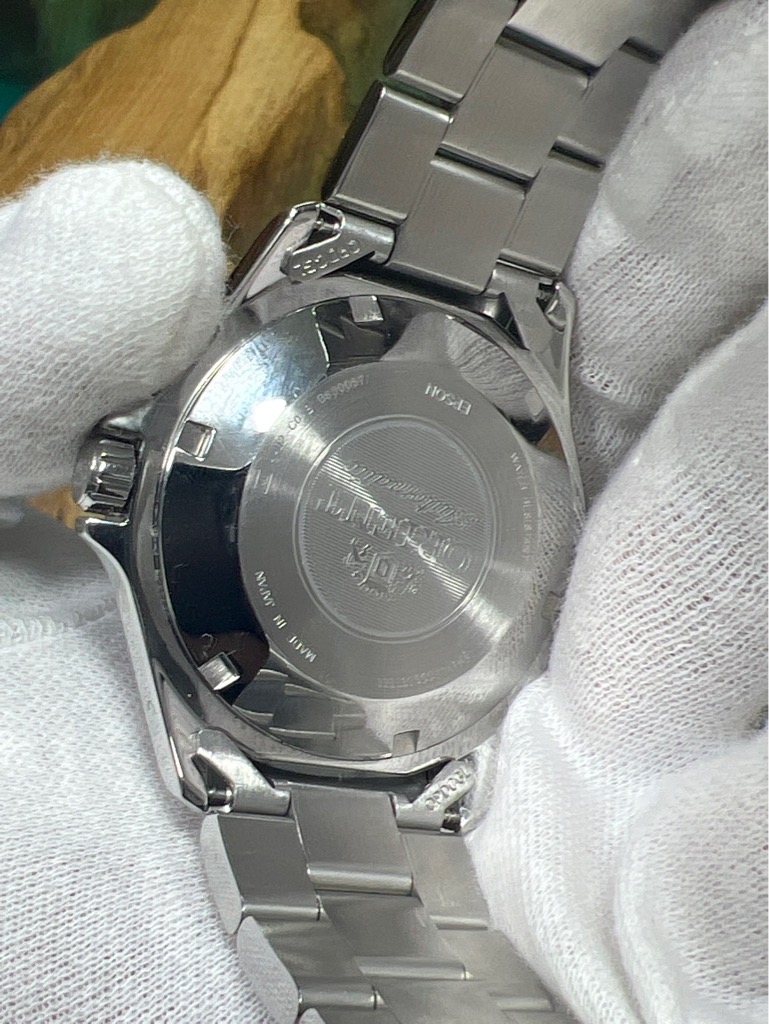 3fb8f953-89c5-4b01-82e7-df0517cf88e8