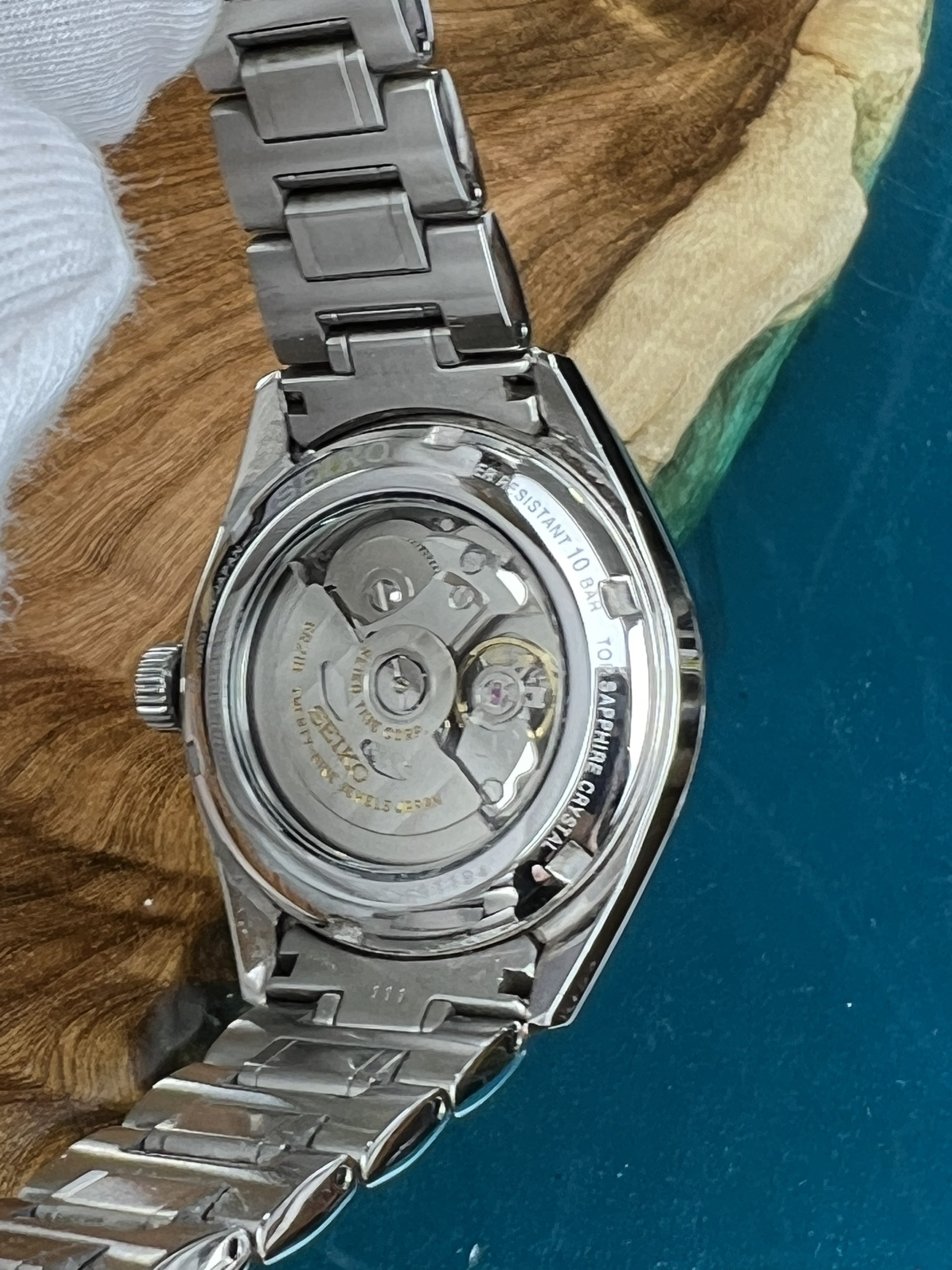 4-137a6e17-9856-4257-8259-1fc12acf7416-c092e918-2f89-4e86-b6a9-d844b9cd3cb8