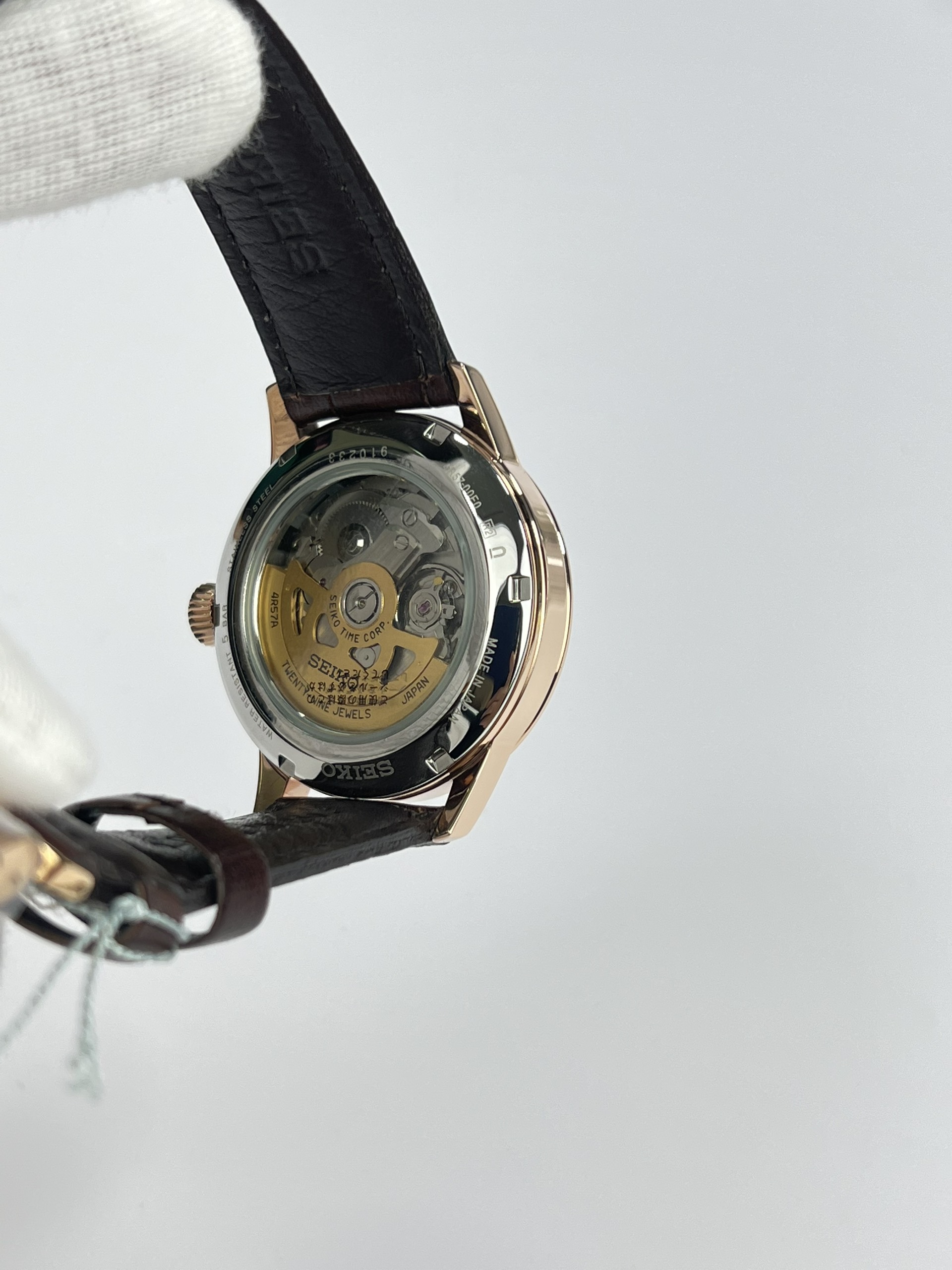 4-2fc26149-8272-464d-b339-c70c4c95a223