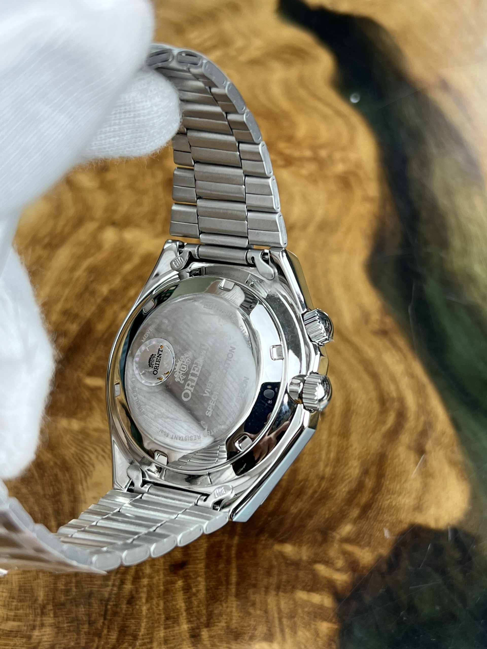 4-30707033-2525-4abd-b444-229d7b6f3e77-ca3d7cb1-1d2c-4069-bba3-173481d6eca9