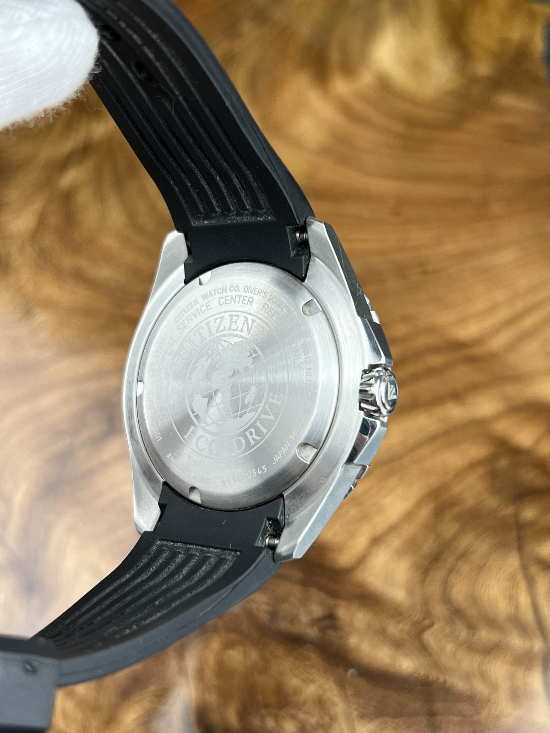 4-3425b882-7d74-4ffc-8670-37df86abc66b