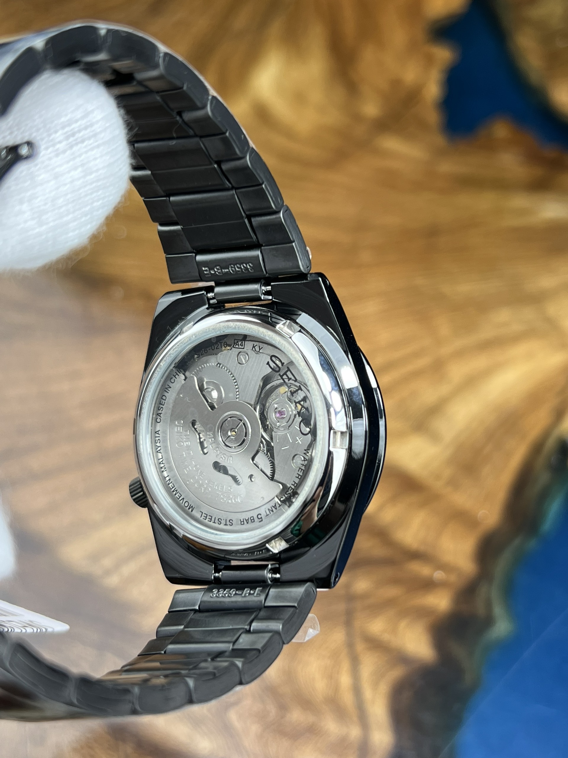 4-3bdf2d62-9065-4dac-ba0d-9af16be4576c-01383073-9b38-4bcf-bc95-e7d8323b5f04