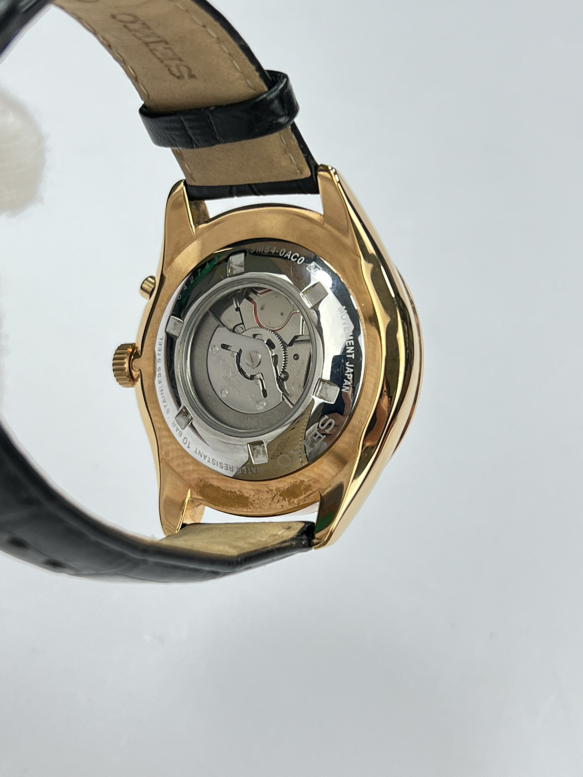 4-41525fd9-6539-4643-a61c-4b70fe40d201