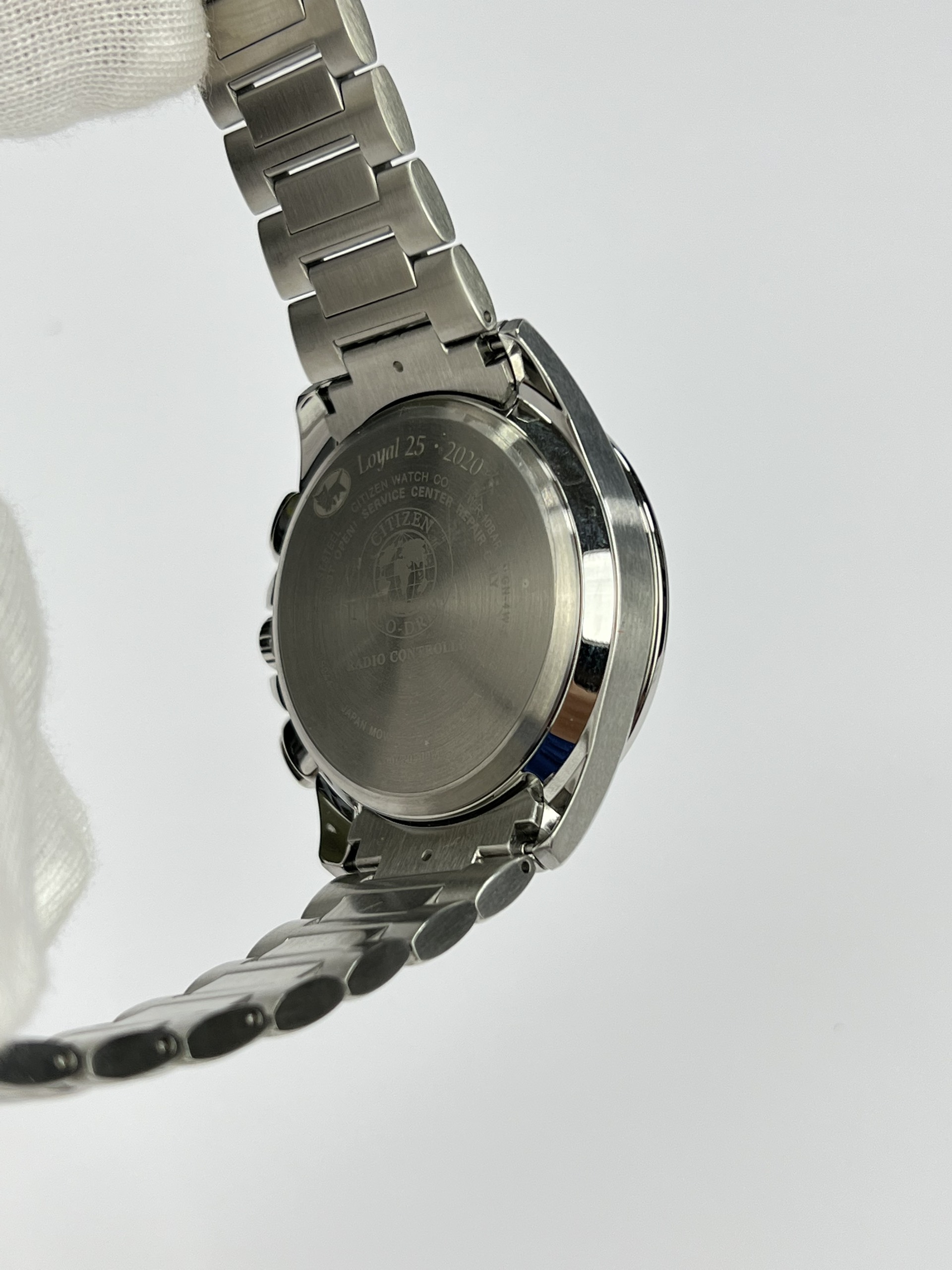 4-4fb86327-ed2f-4be1-a4a0-046b137a955d