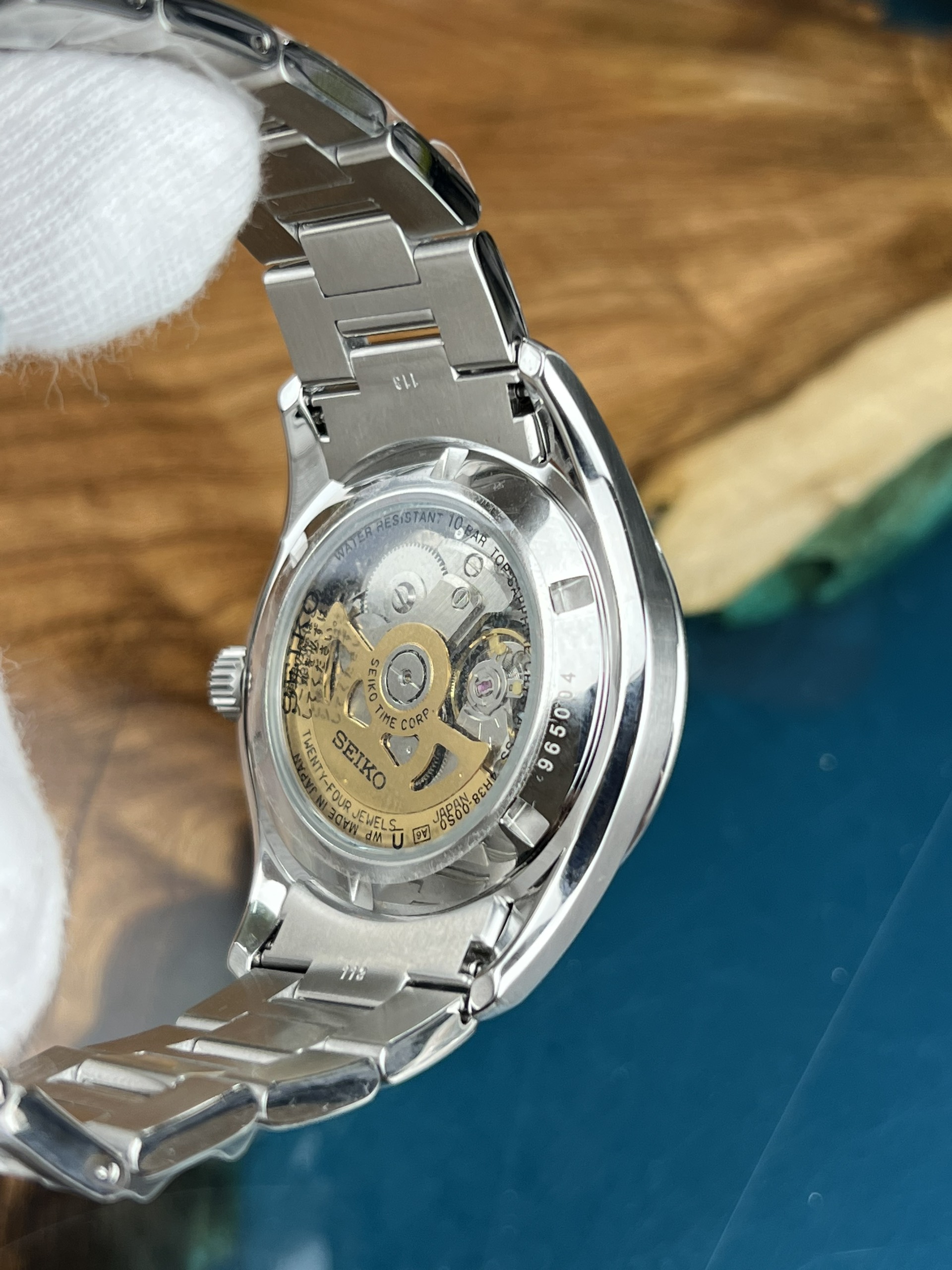 4-52268c62-3411-4a37-8712-4c6d7398577b