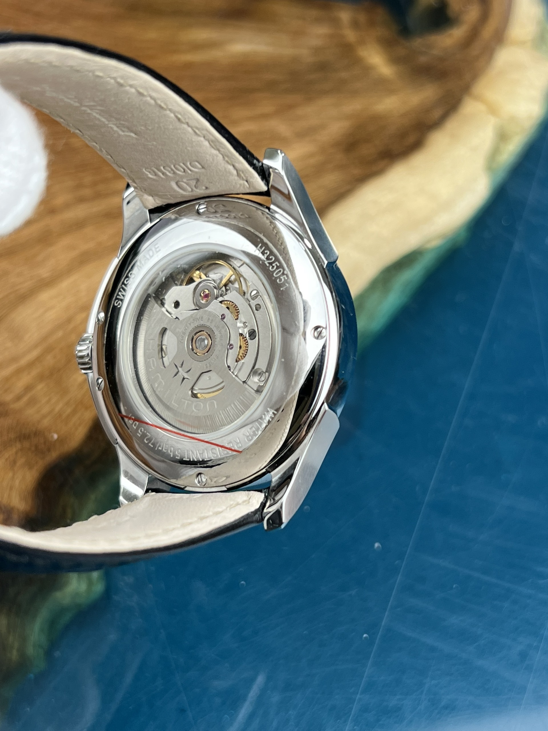 4-53c387a1-db15-4671-818c-f4fb0caa763d-d6de2053-412d-4da3-bf1a-878907e152ba