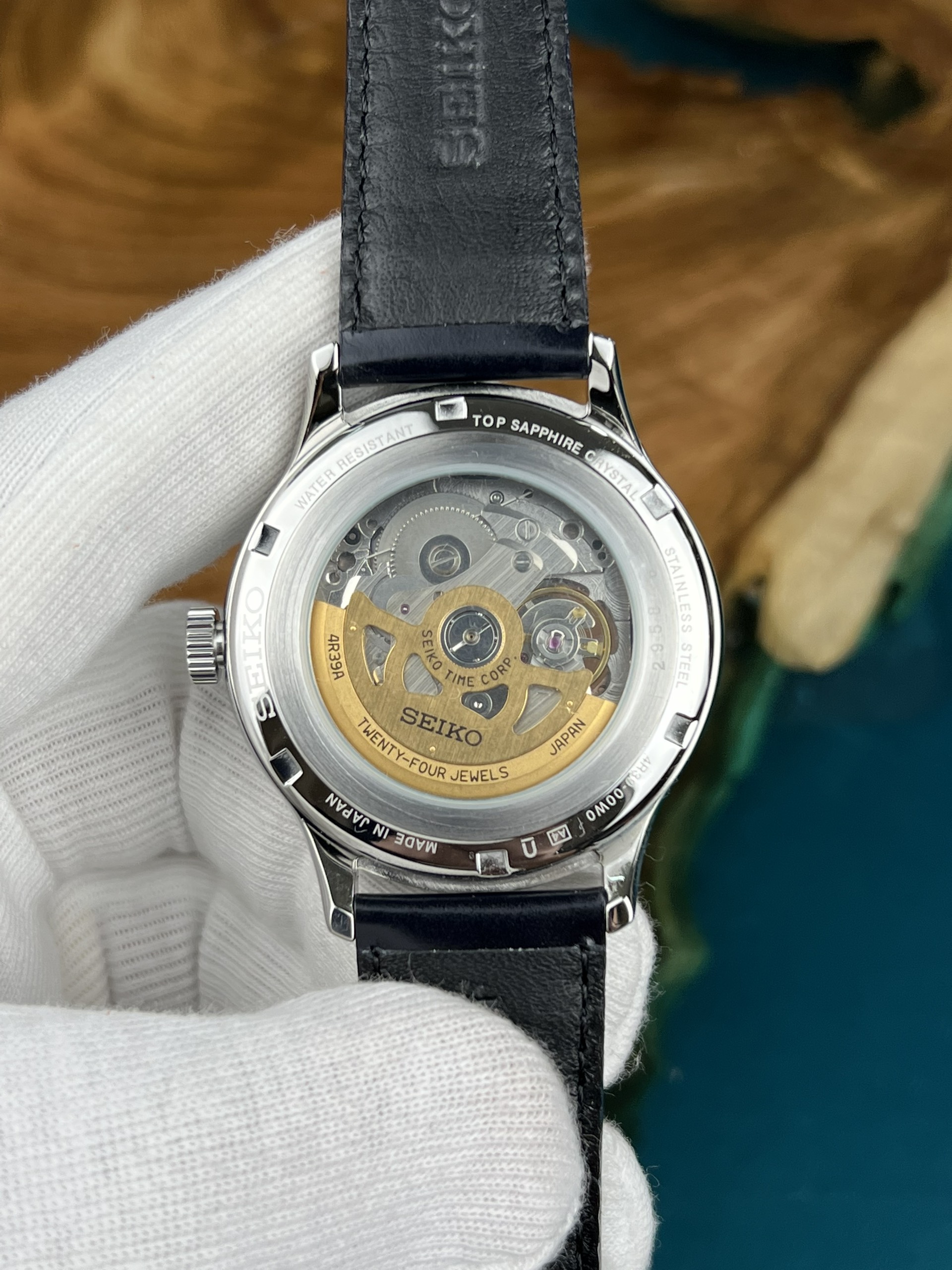 4-53e0db28-c801-410c-b545-2880fc7dabbc