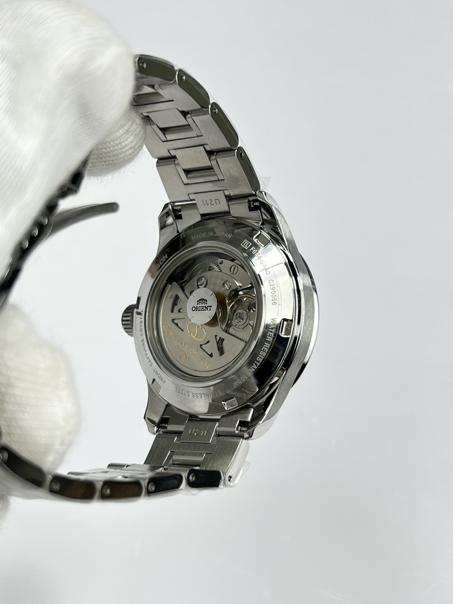 4-546f240f-b722-451e-94d6-bff75fd216bf