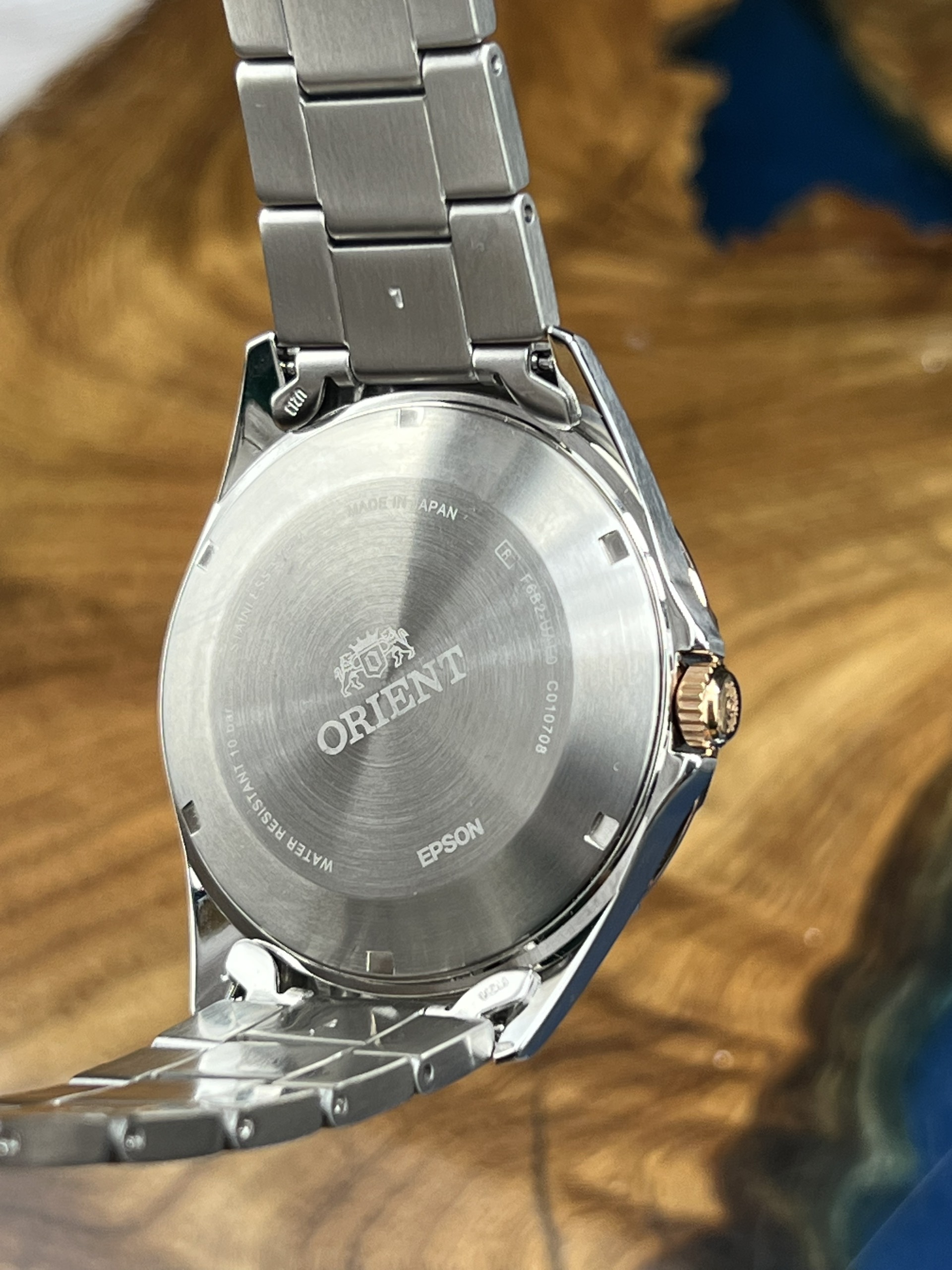 4-56d31a9e-f48b-4db6-8a30-1771092975e9