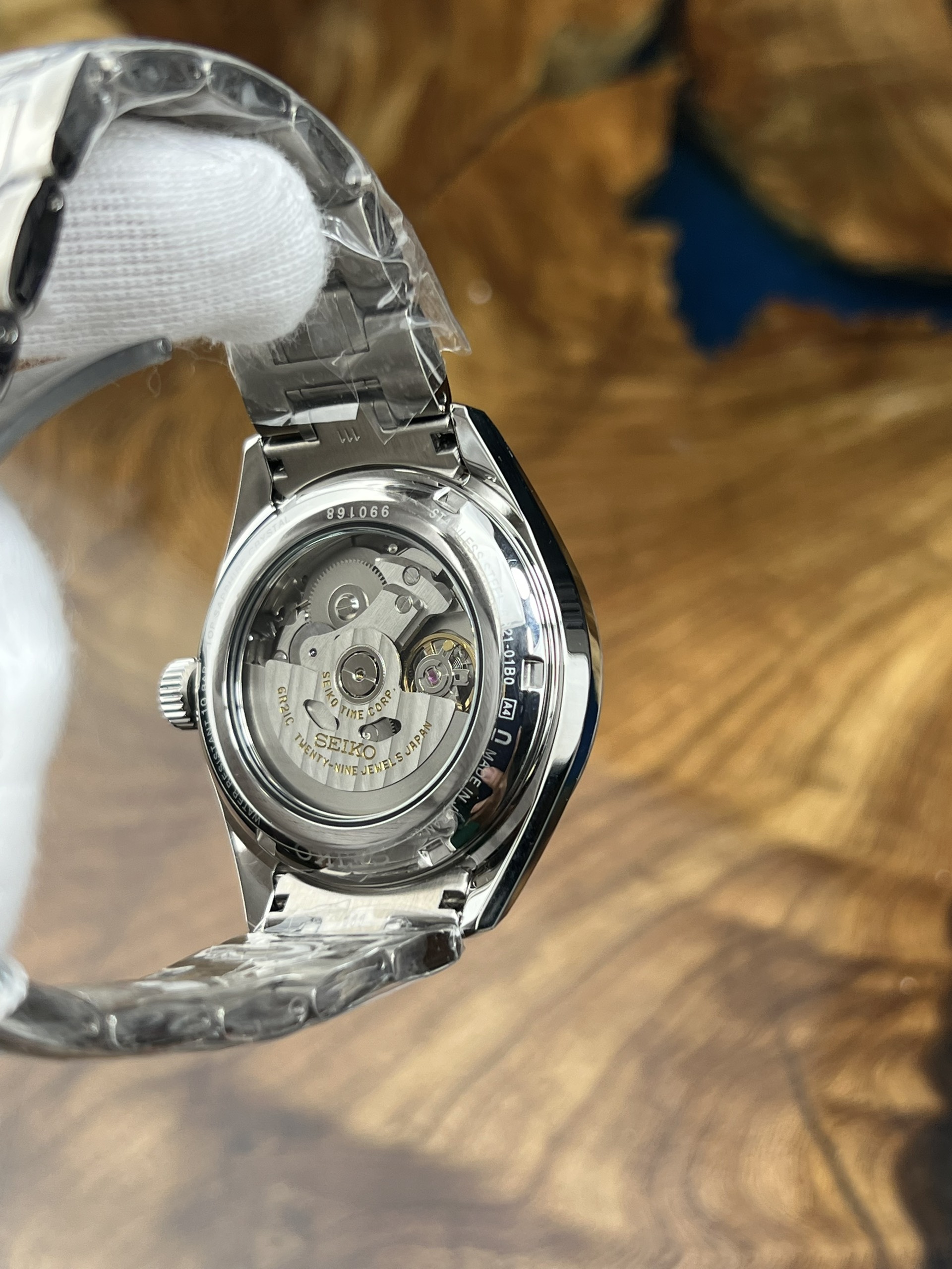 4-5a65001f-1072-4170-9c9a-c0d32586307a