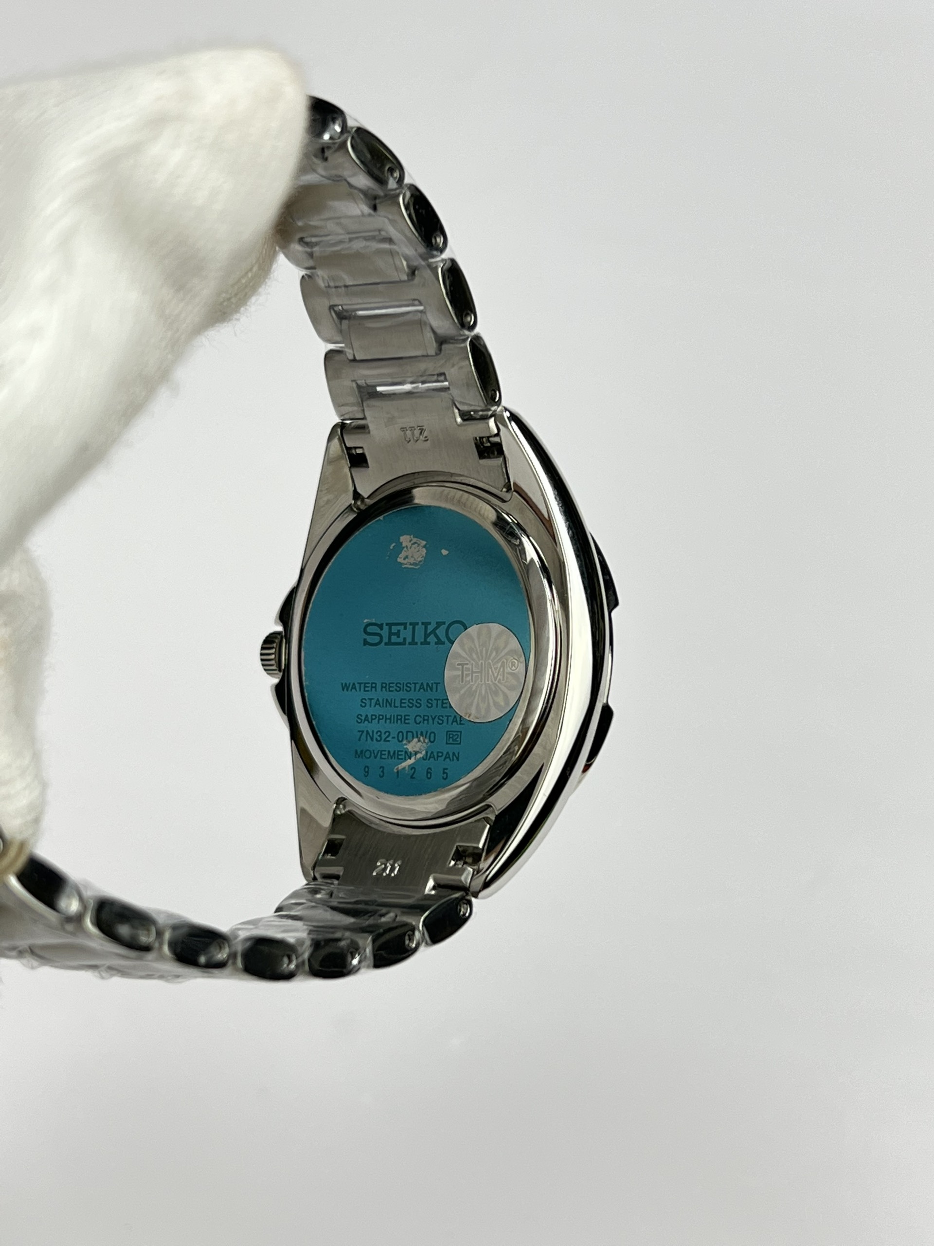 4-64559e4b-389e-4f61-bbcd-66c53c37271d