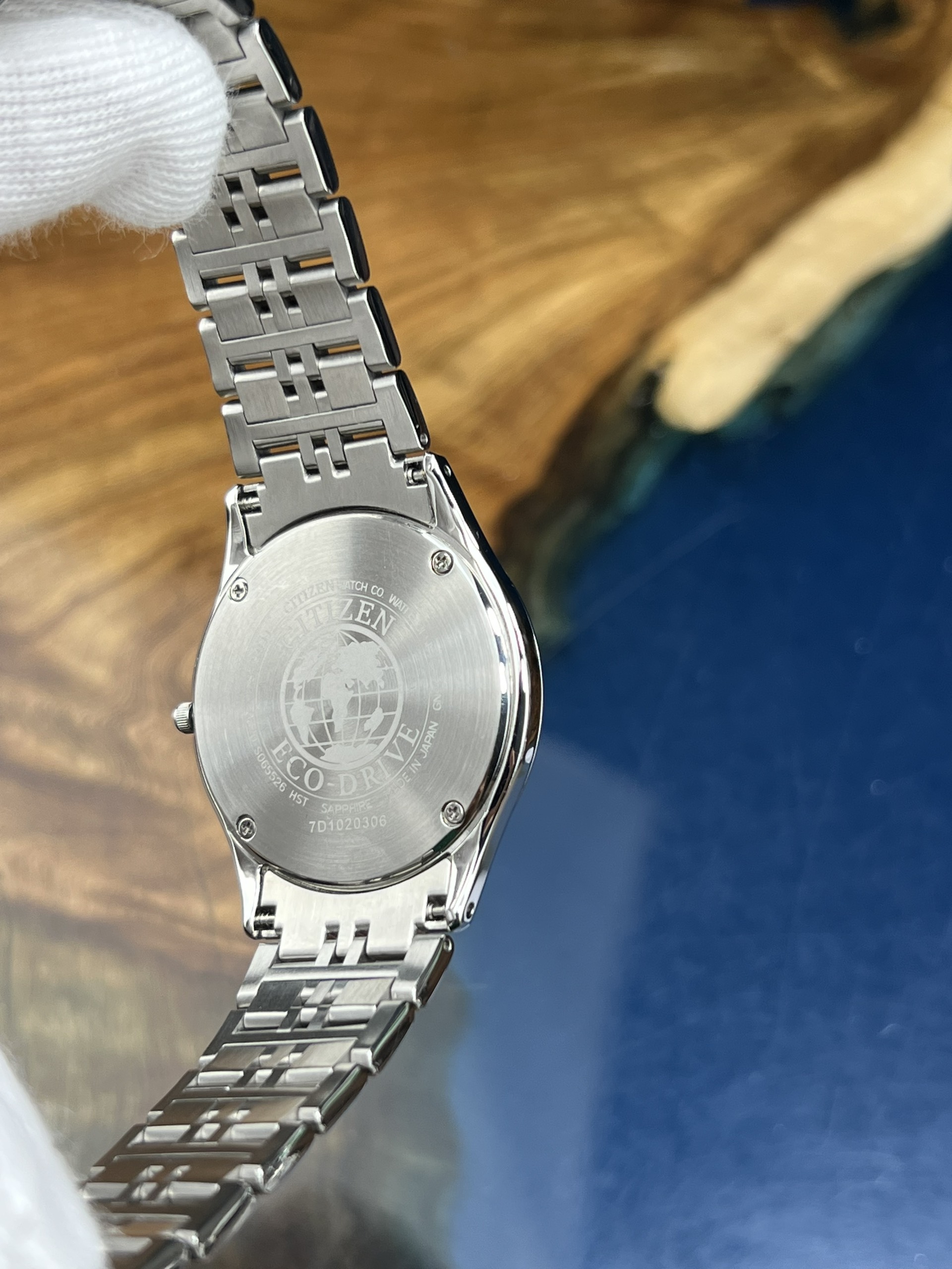 4-67cdff1e-d23f-4137-9a45-7d3546267e44