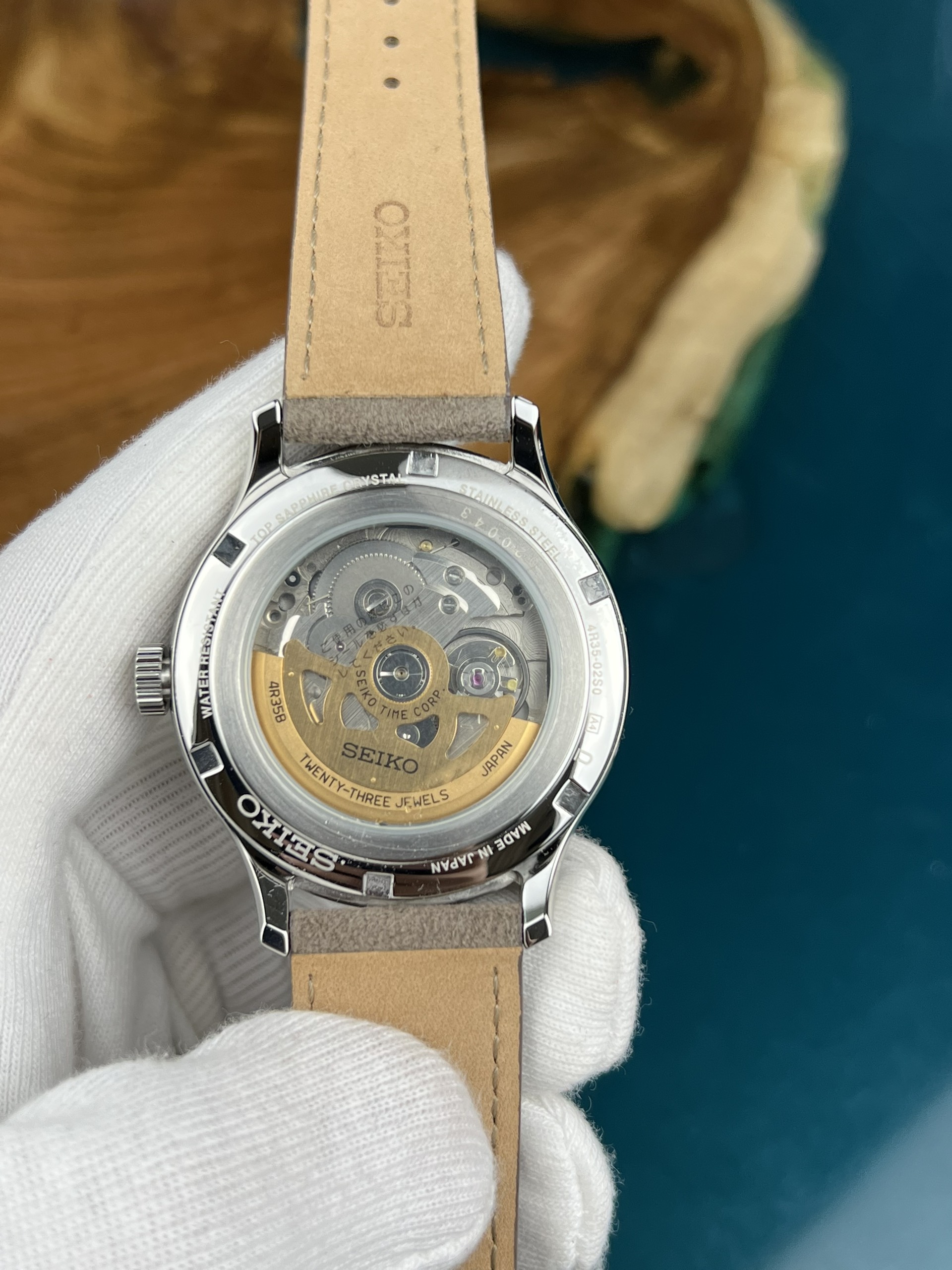 4-67d8a0ec-ed52-4496-ad45-9a2e75a3ec39