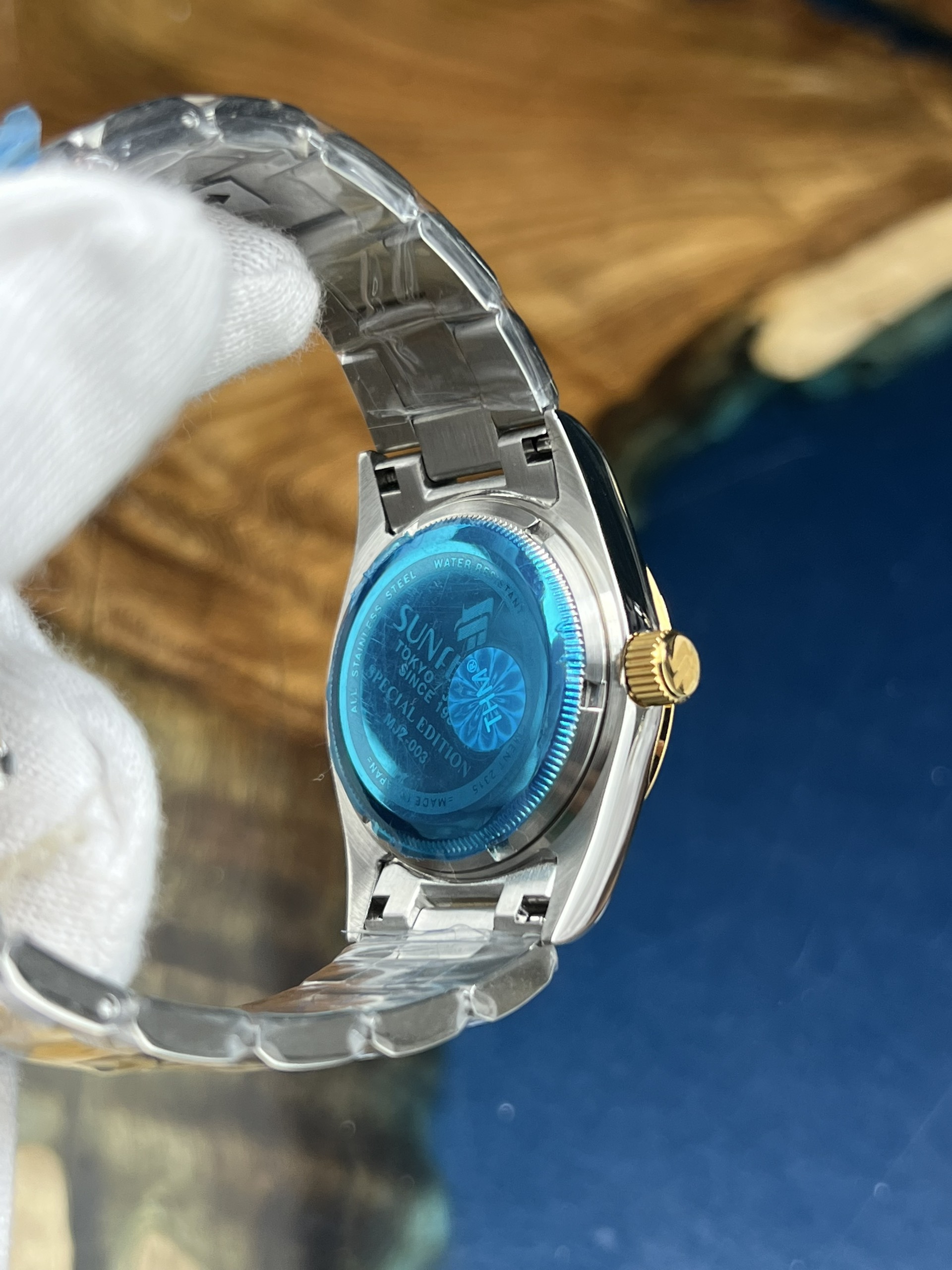 4-7410d9b0-348b-43f4-af44-0c72c01e4bbb