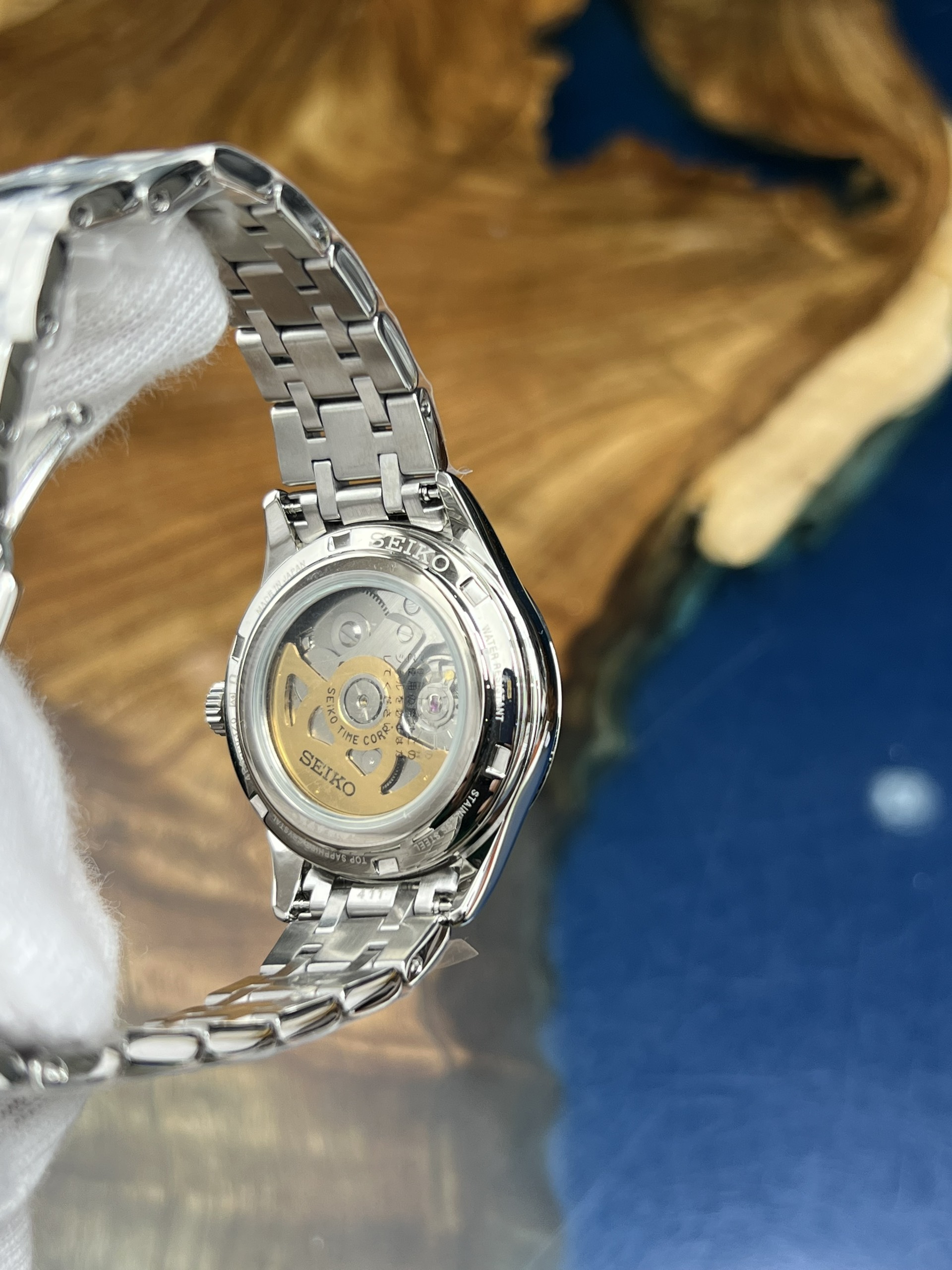 4-760b7f89-8d84-42cf-9bc5-a8c146961781