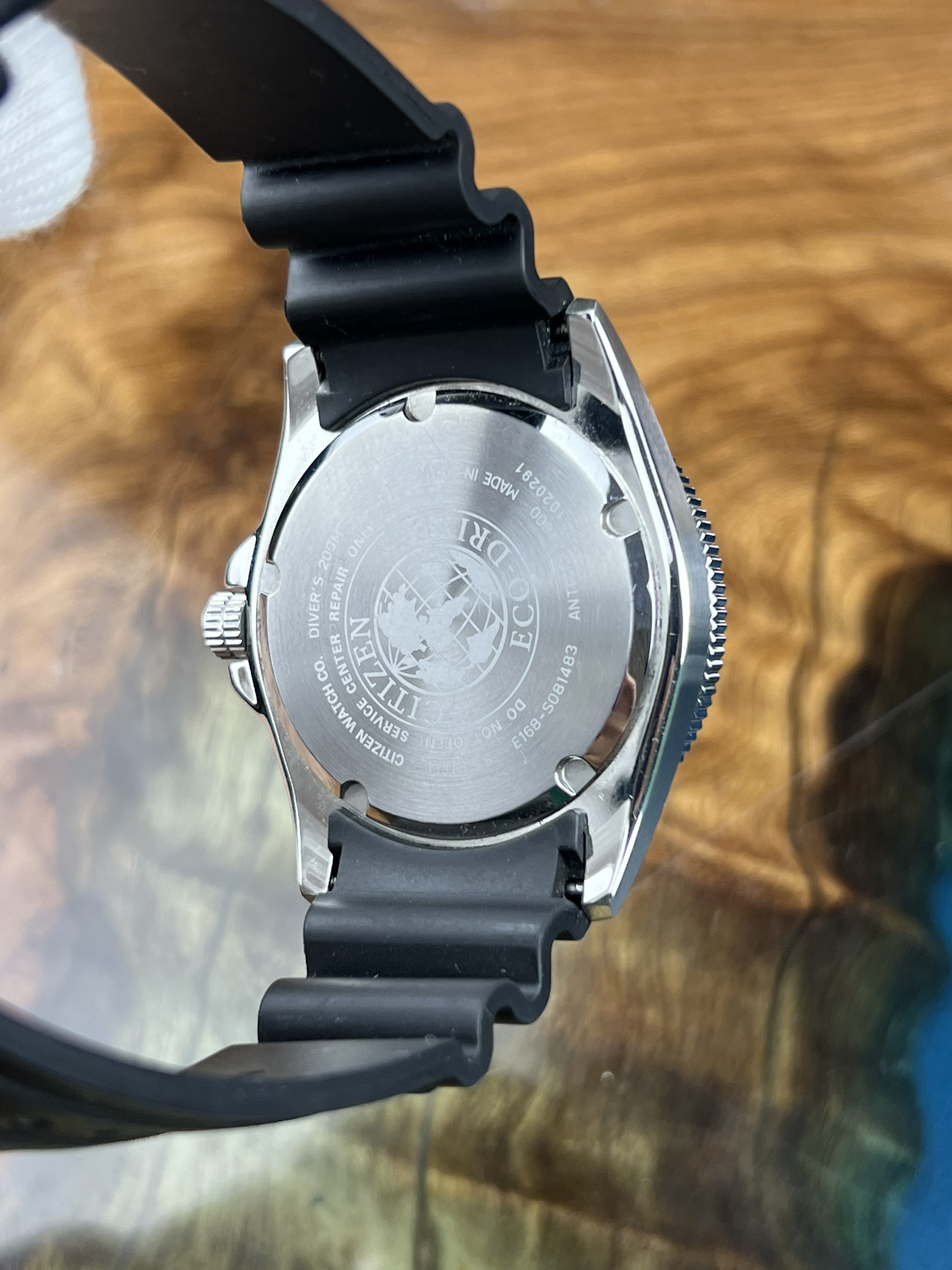 4-7cf5489d-f7a1-4fe3-9327-b24d8a0fdb46