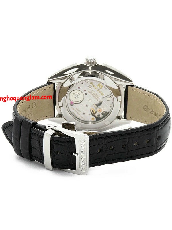 4-8cba065a-1844-440f-903b-c2be3c2bb5e2