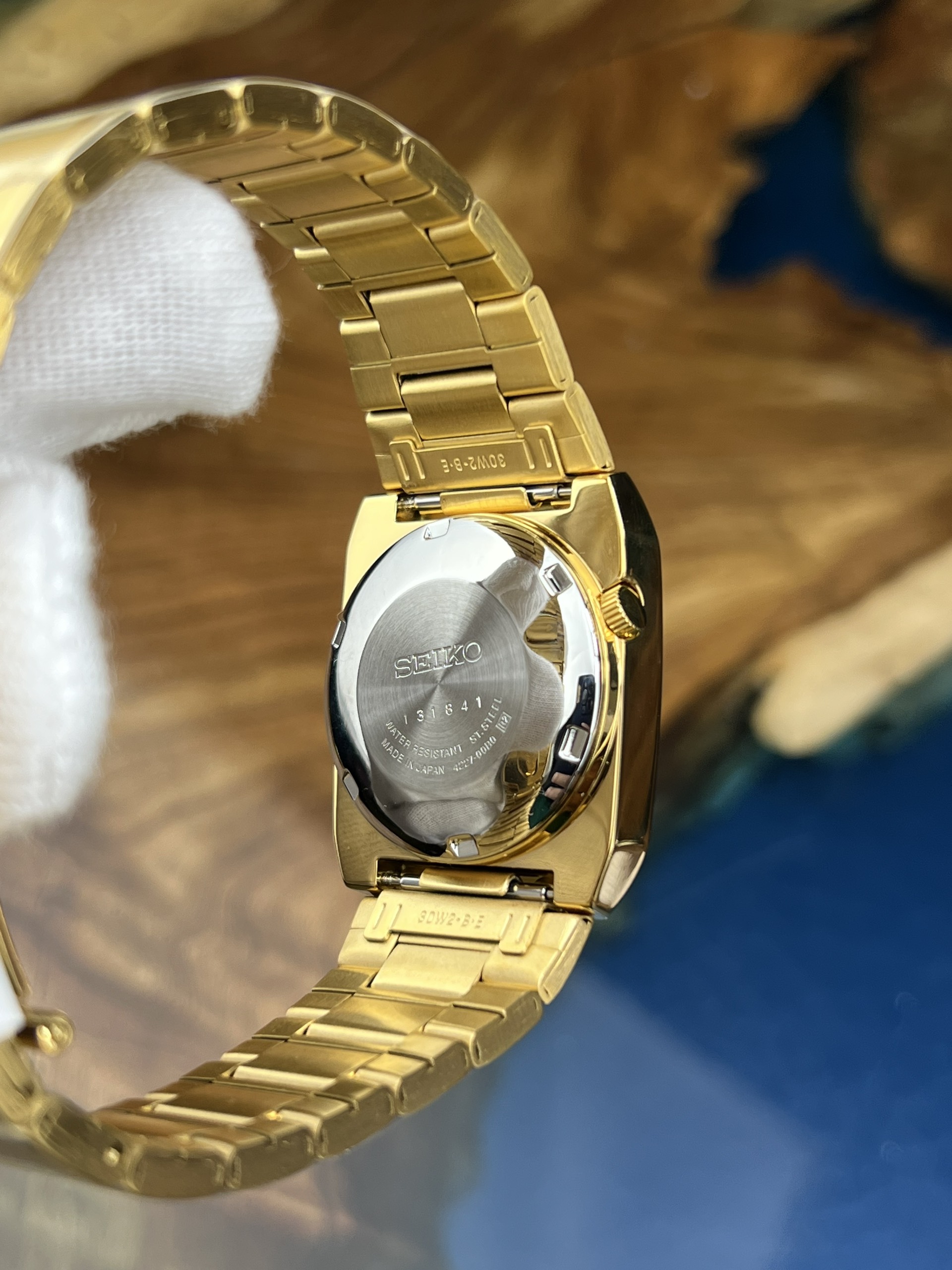 4-9cf3141f-7904-4650-8477-5aa4c0954477-f0e20edf-4fc9-4862-a651-11dda4fef116