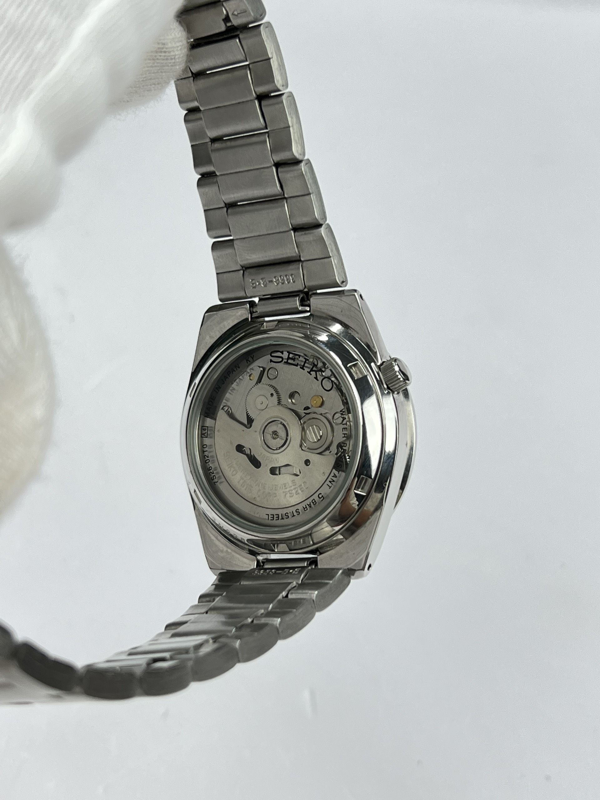 4-a453537d-b7cb-40ba-a65a-b567a58ccc63-4cdabf48-c9da-4349-aa1a-1068ba10a395-c98aaa43-a1fb-419b-ac8a-d210613cd82e