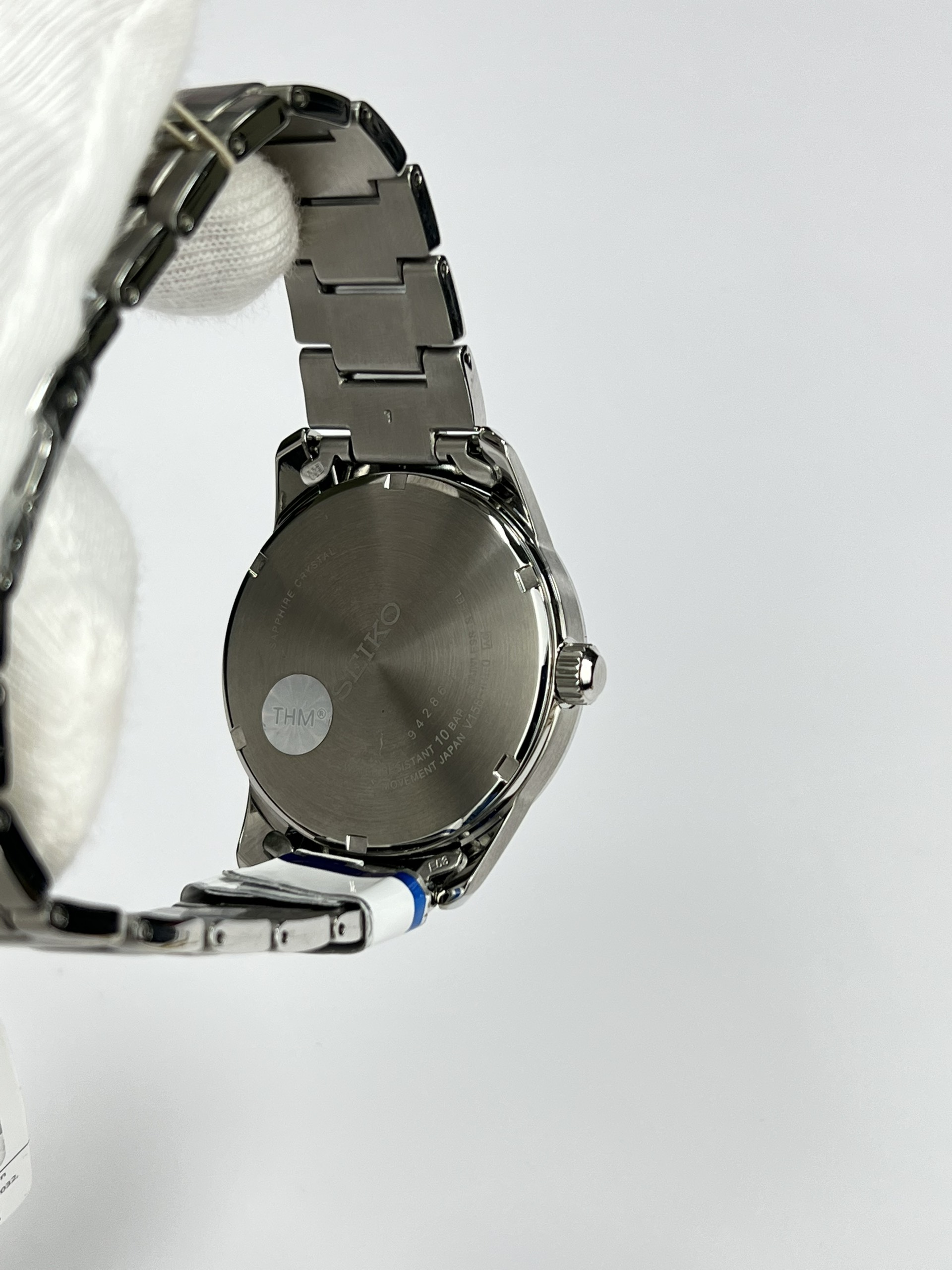 4-b3f3f31a-20bd-47e6-9d2f-3d506ea26193