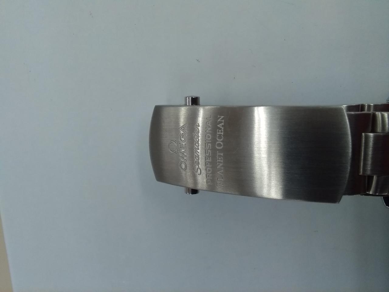 4-c95bb76b-5b5d-4669-8a33-856609653b10