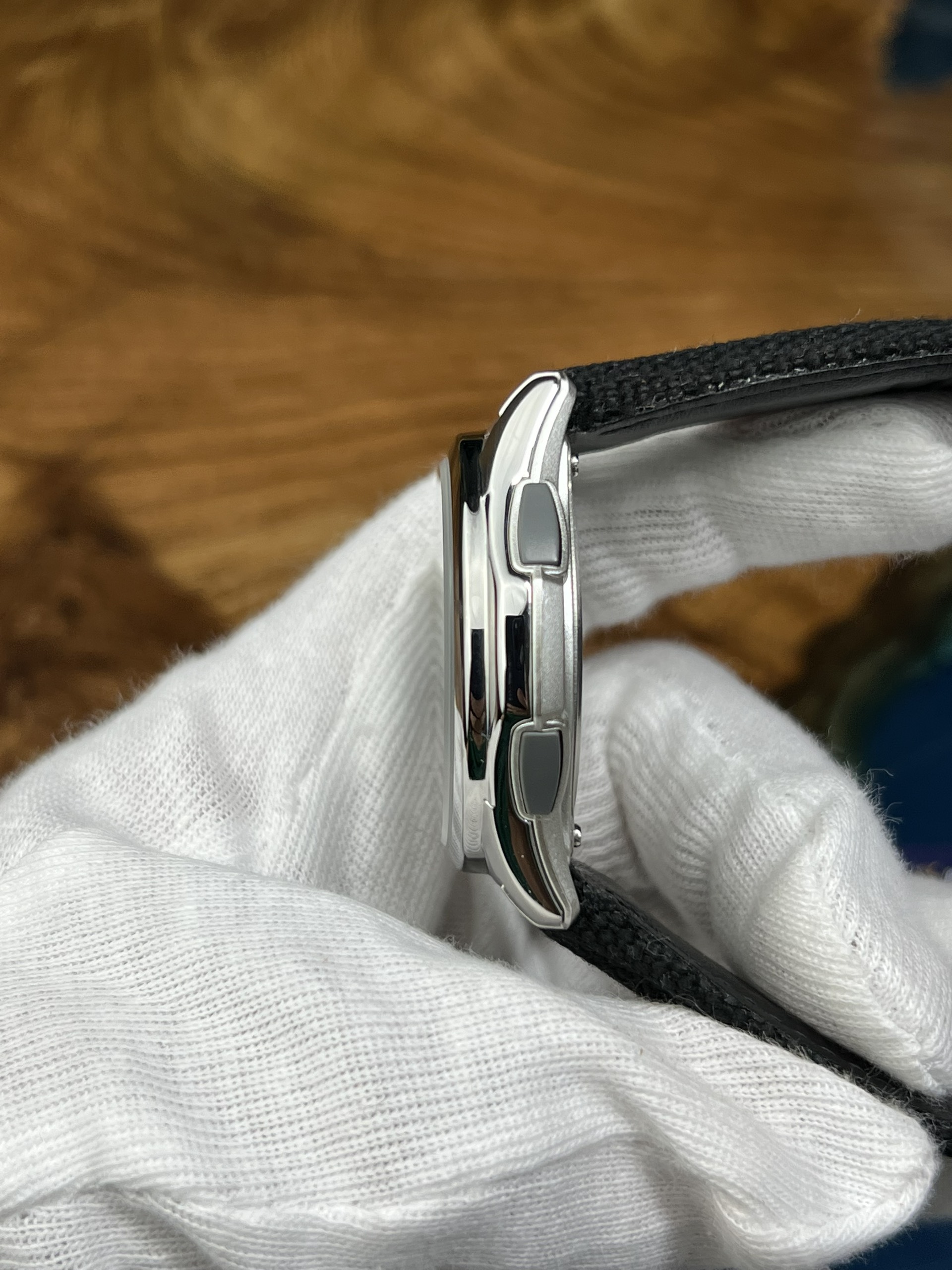 4-ce543a22-52e7-4b14-bd95-b697a2d51979