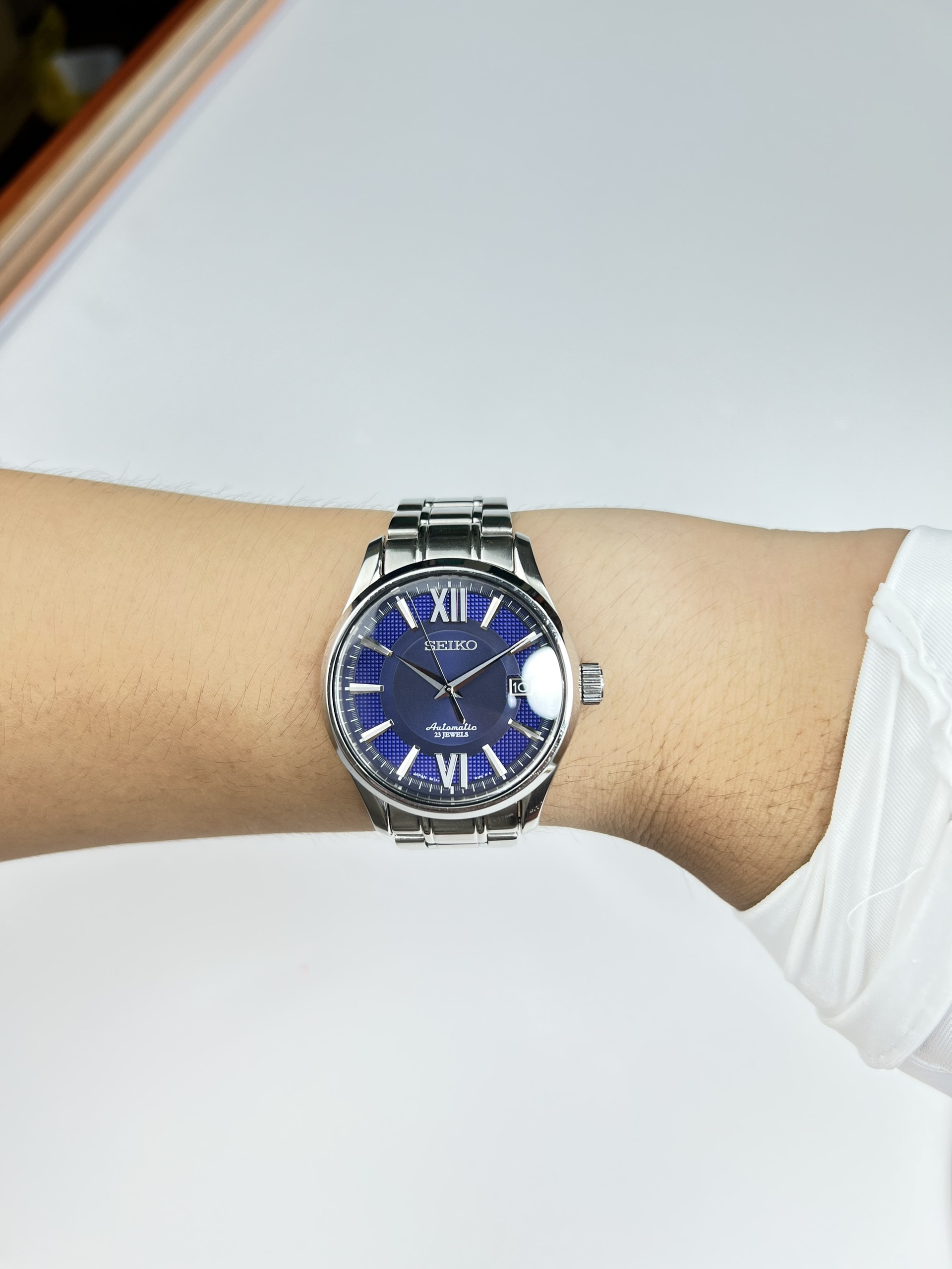 4-dc623340-5c69-4073-97ba-c03f8bf3eadf