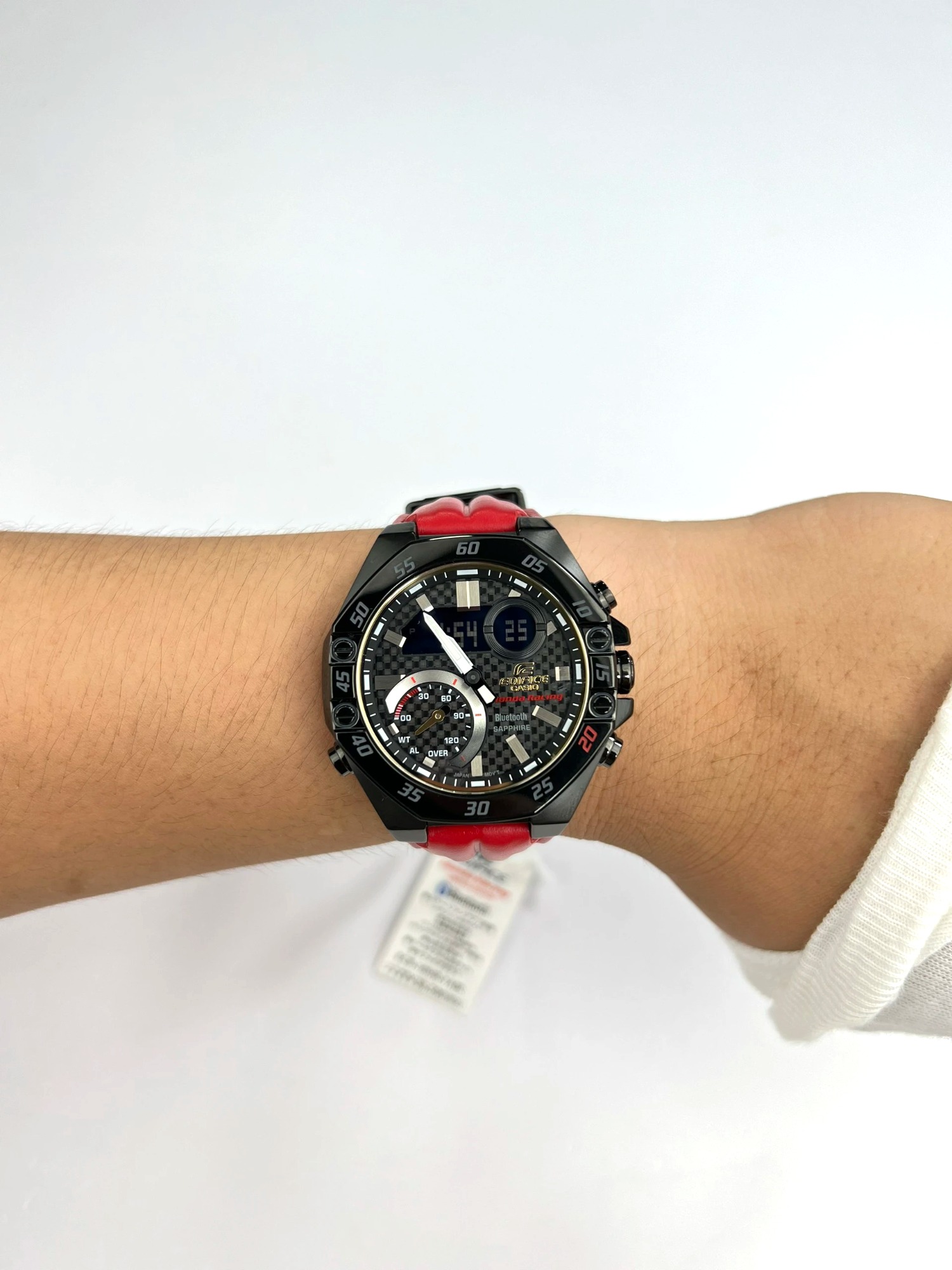 4-e2ad75e8-dced-4ef5-be3c-b37a8d18ca0b