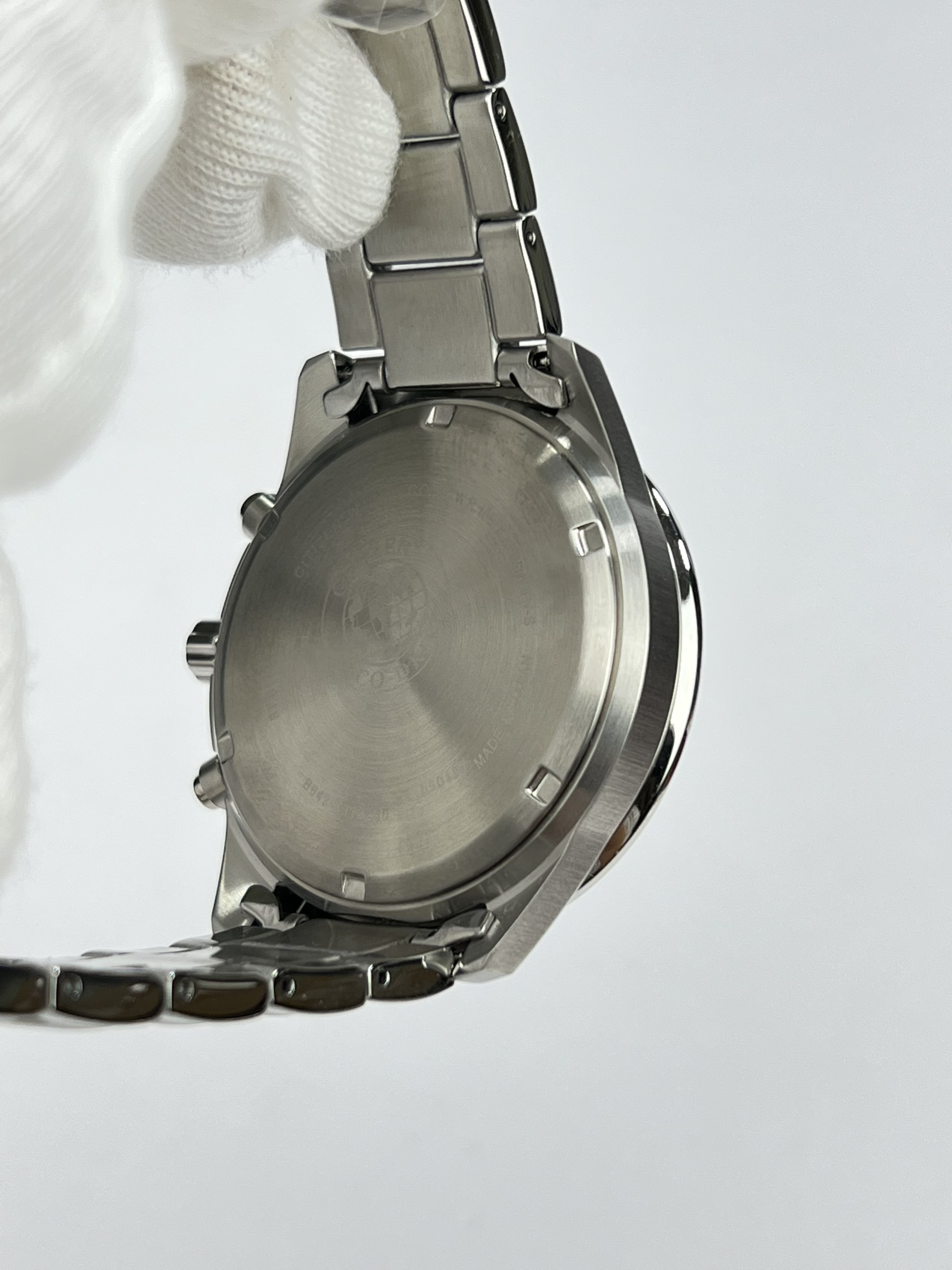 4-e2e4aef2-0f2e-4b95-a7fe-0702c94e38f5