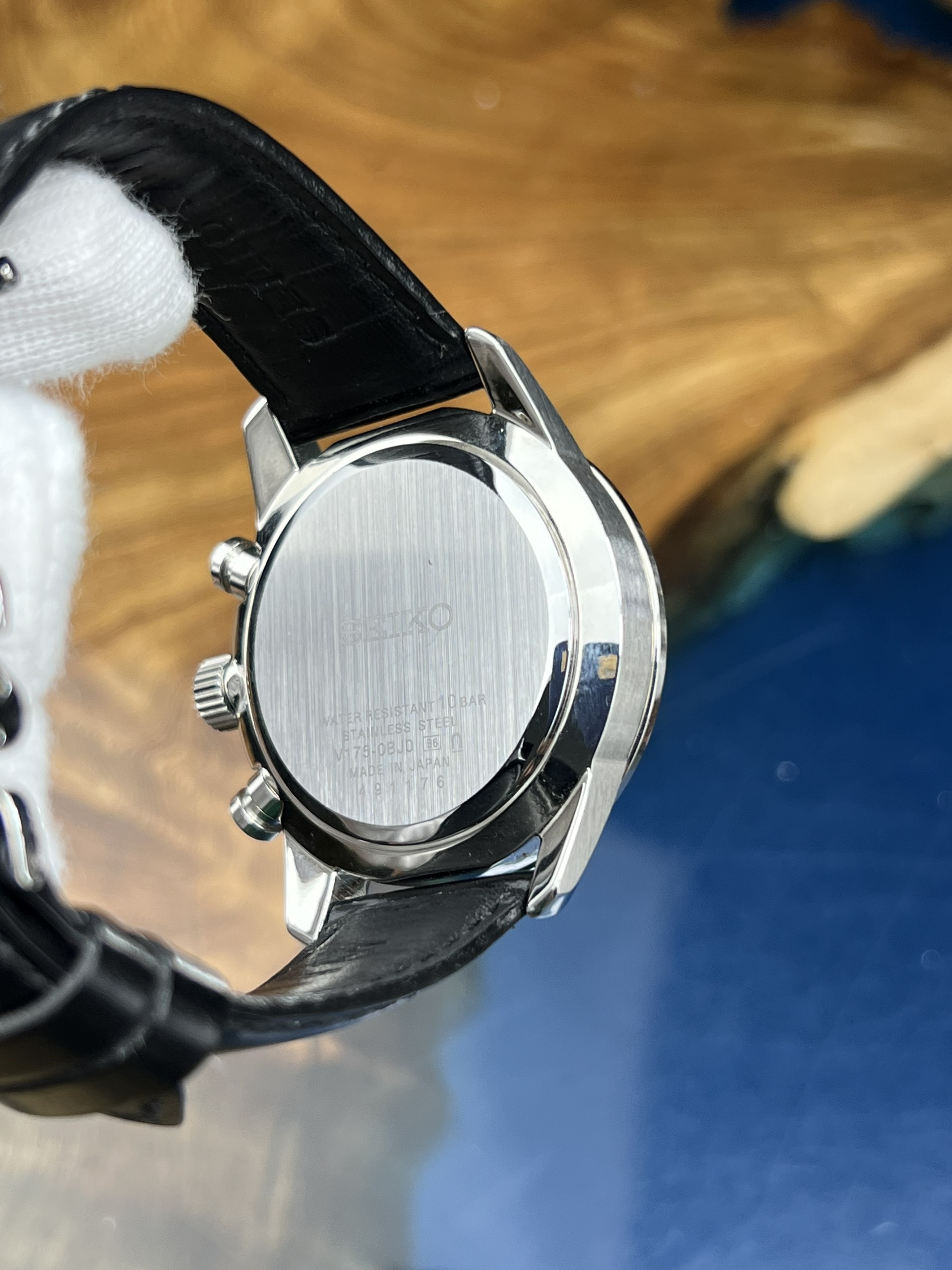 4-ebcfcbf3-c693-4320-92c3-e22beaf593ee