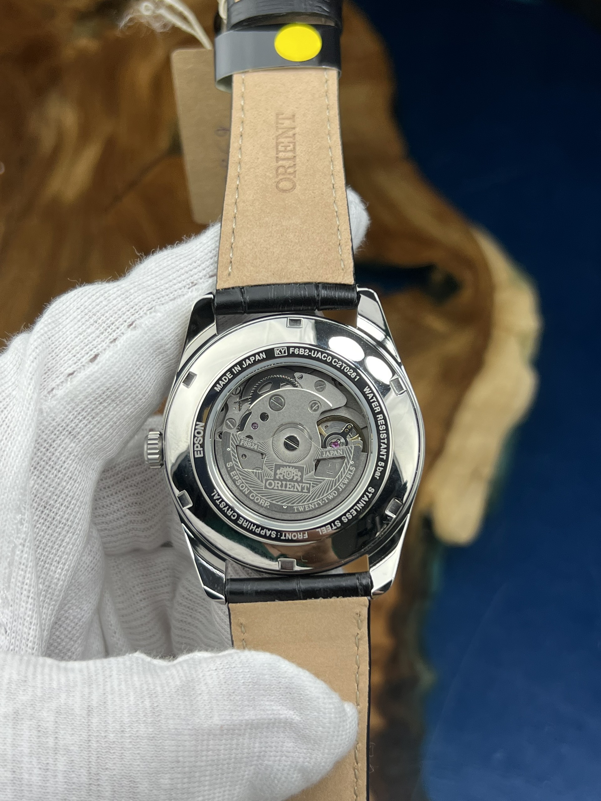 4-ee94e4b5-64e1-46b8-8169-e77ce12f8090