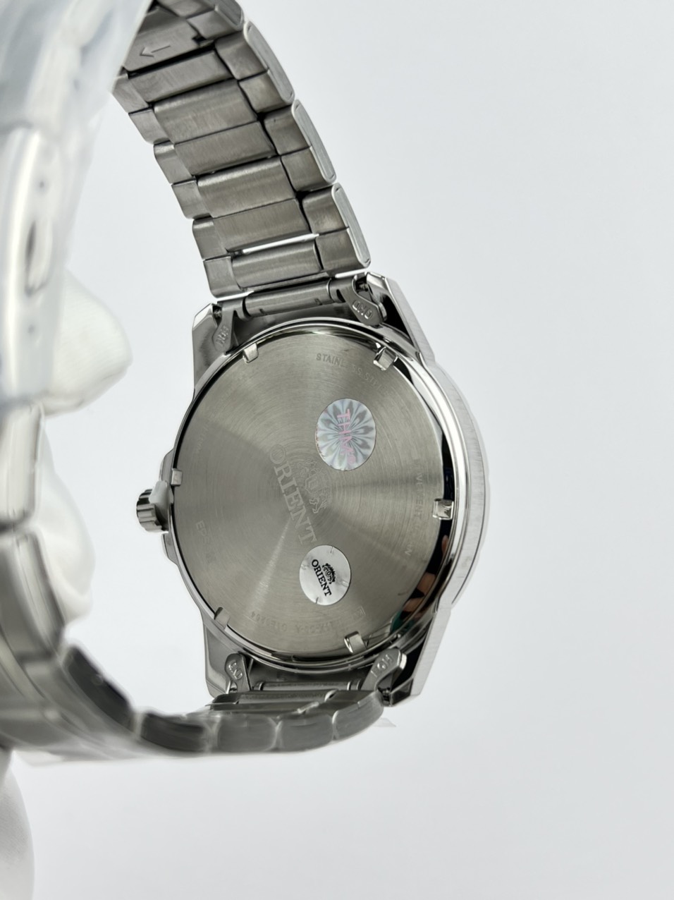 4-f2e2e276-7655-43b5-95ff-e2fe4d8be301-f38a7ee1-f548-4782-8075-7fbc4dd43db5