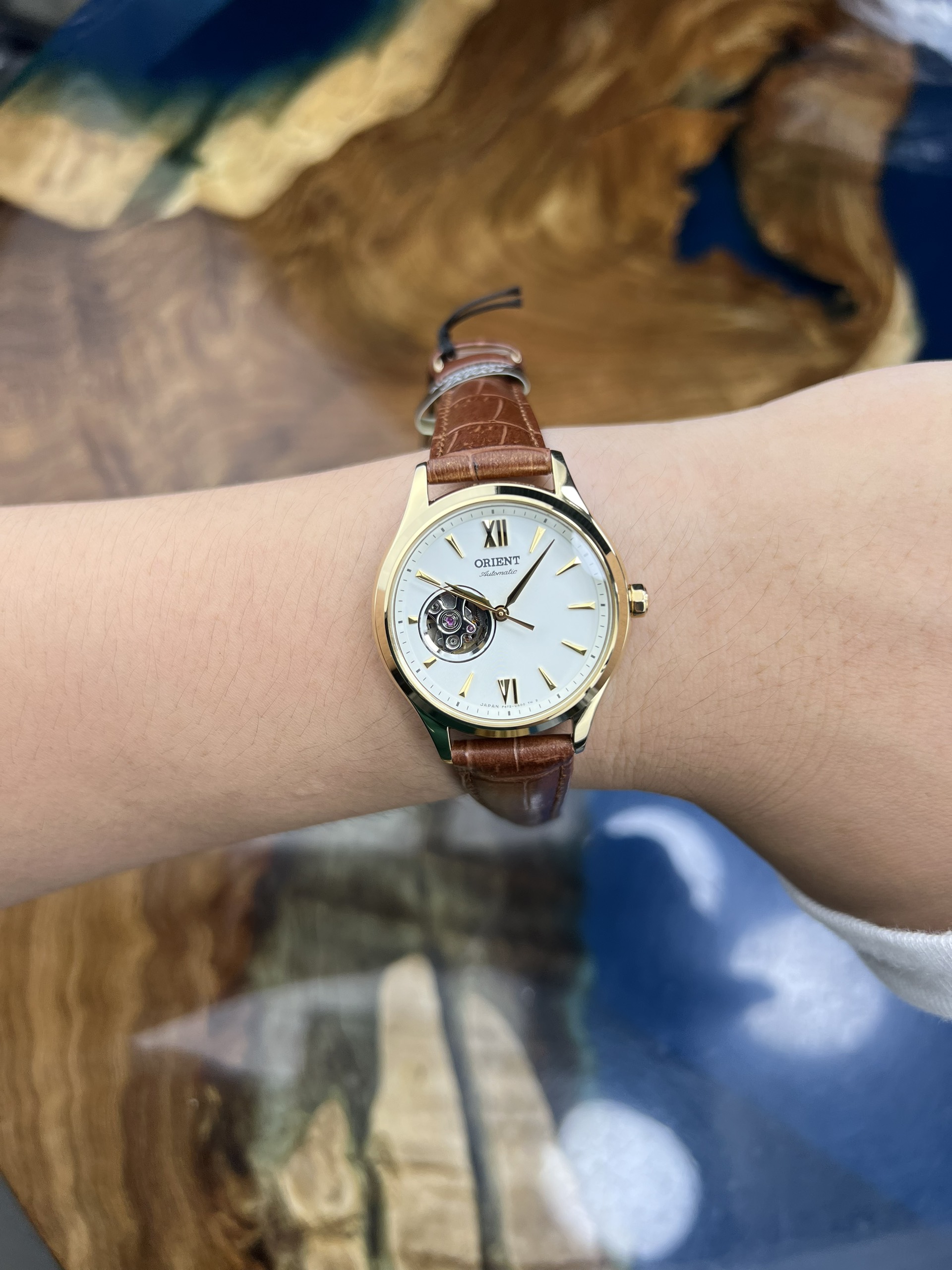 4-f48ee535-5ce5-414c-a3a1-d3ad5307f98e