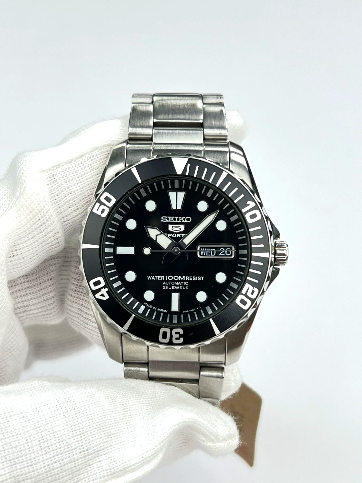 4-f8591f87-abe8-43f6-a3b6-f853a0561642