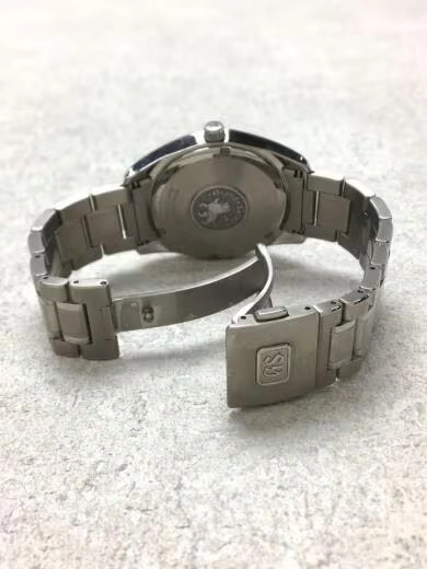 4-mn-11zon-738c7b6f-bc3e-4169-a67e-204f4ed53795