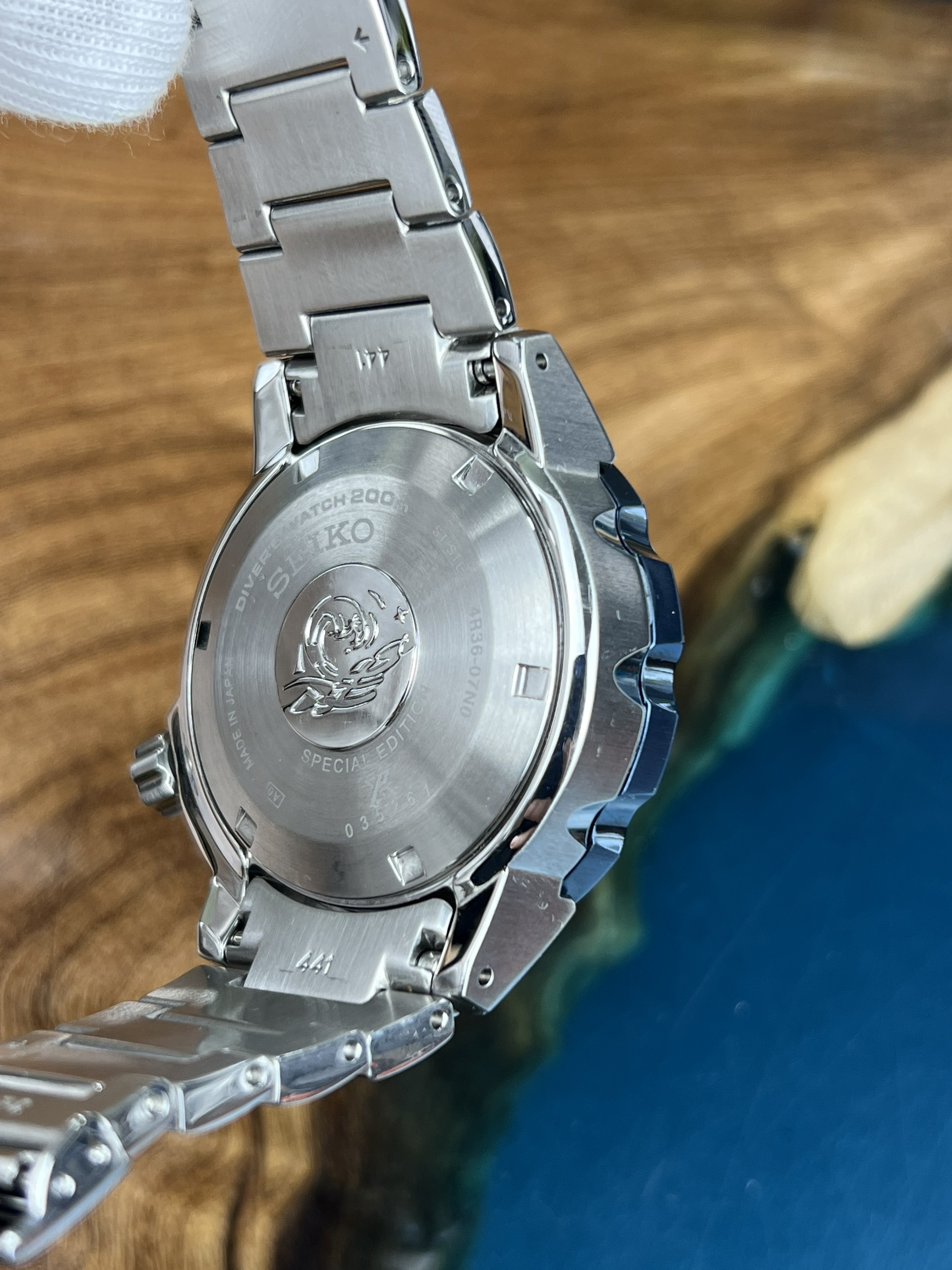 44-0a6faeae-702a-4757-894f-cf913d1e4b21