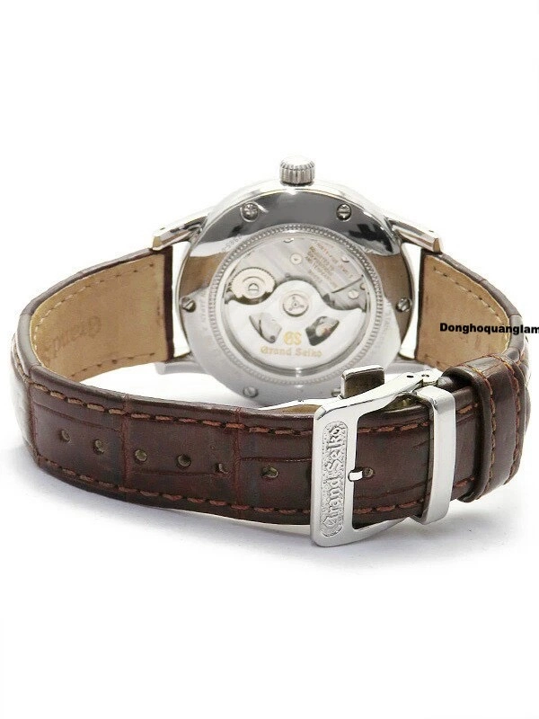 44-147a5615-9778-4431-80aa-c45246382524