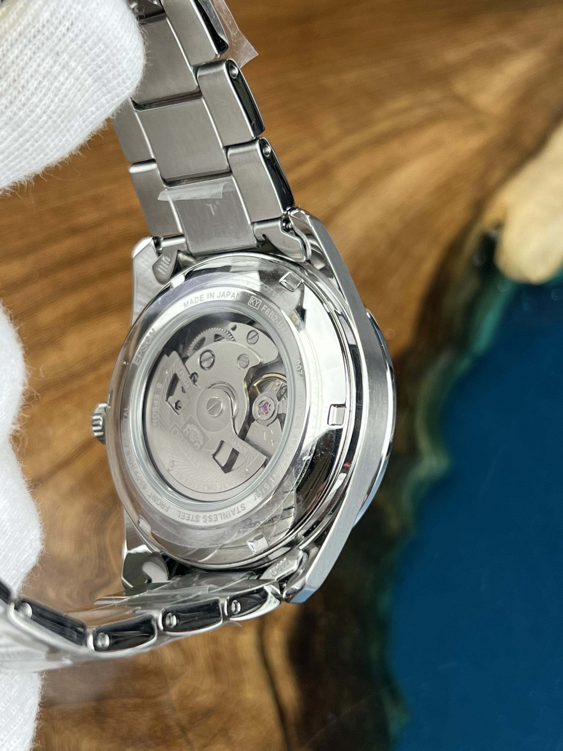 44-28d841e1-e07f-44a8-bfd9-49a9a1ba0f22-cfabb7c0-f170-4f4f-81be-b5299fa50c7b-8a28ab08-ed18-481b-acf8-169b561fb710