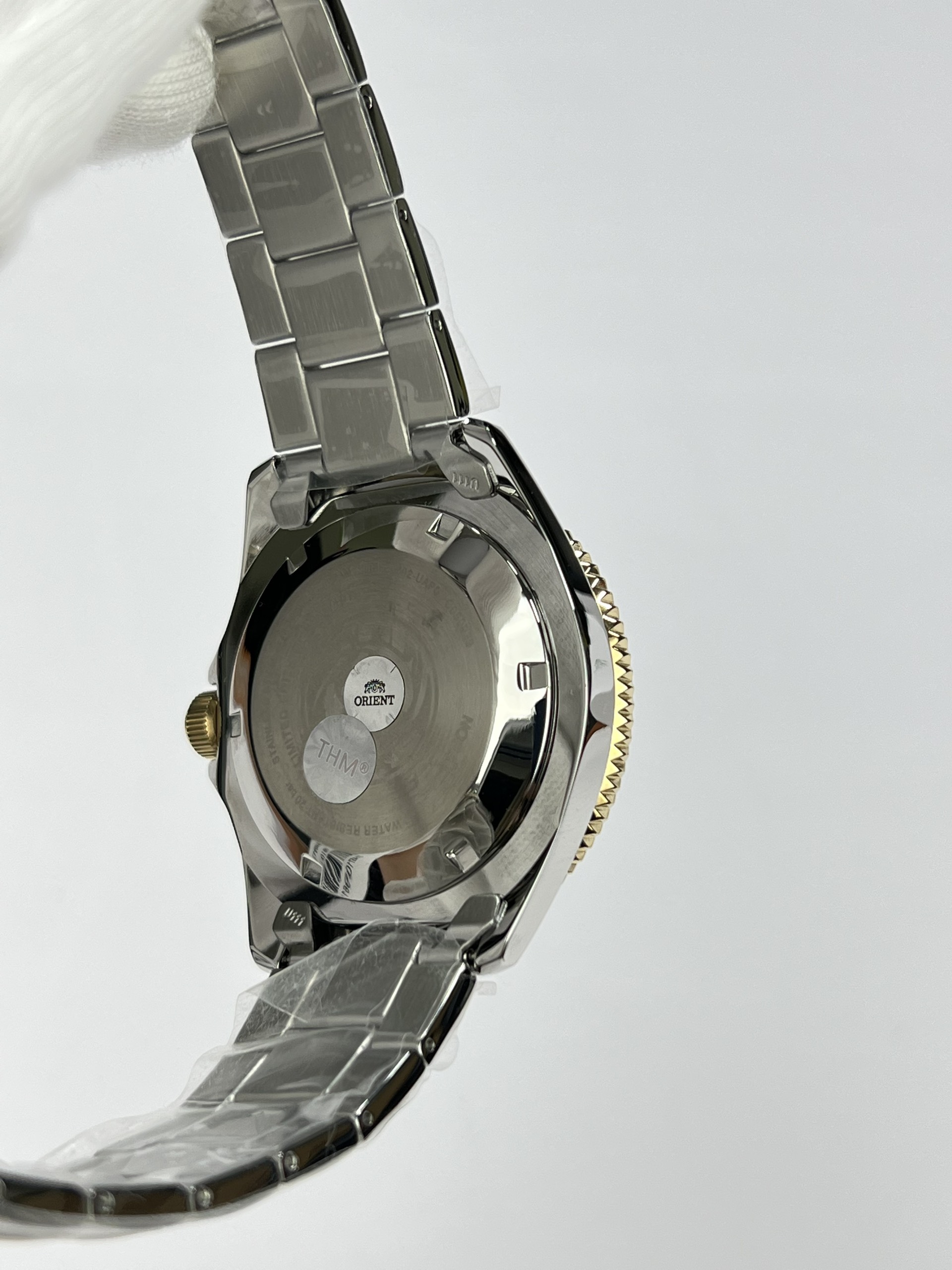 44-51ea34a2-46e9-4280-9b0e-b8efc6484d39